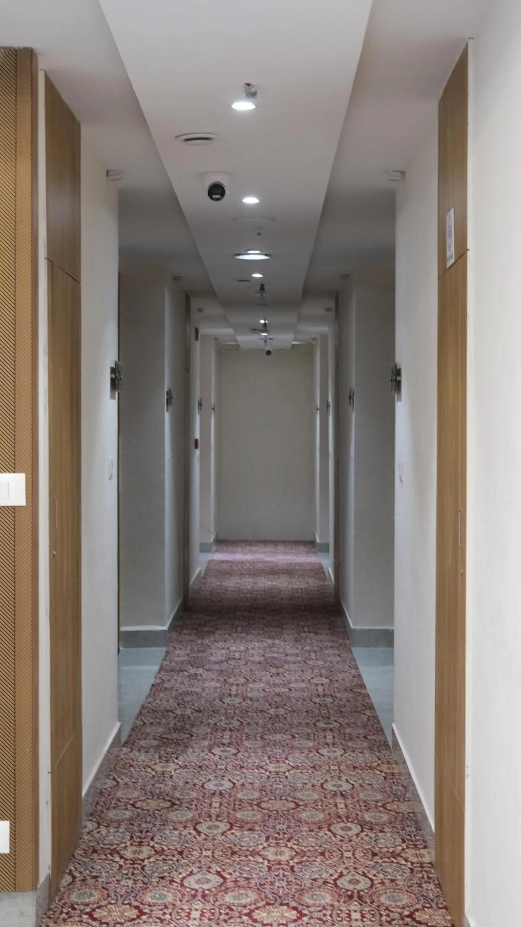 Clarks Inn Suites Agra Near Tajmahal