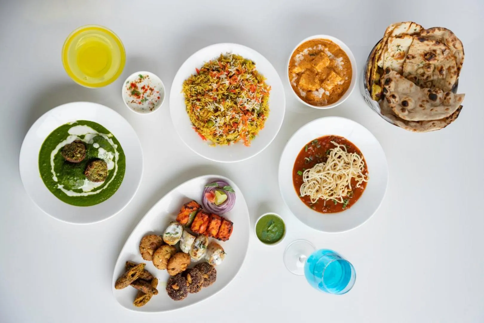 Food and drinks in Clarks Inn Suites Agra Near Tajmahal