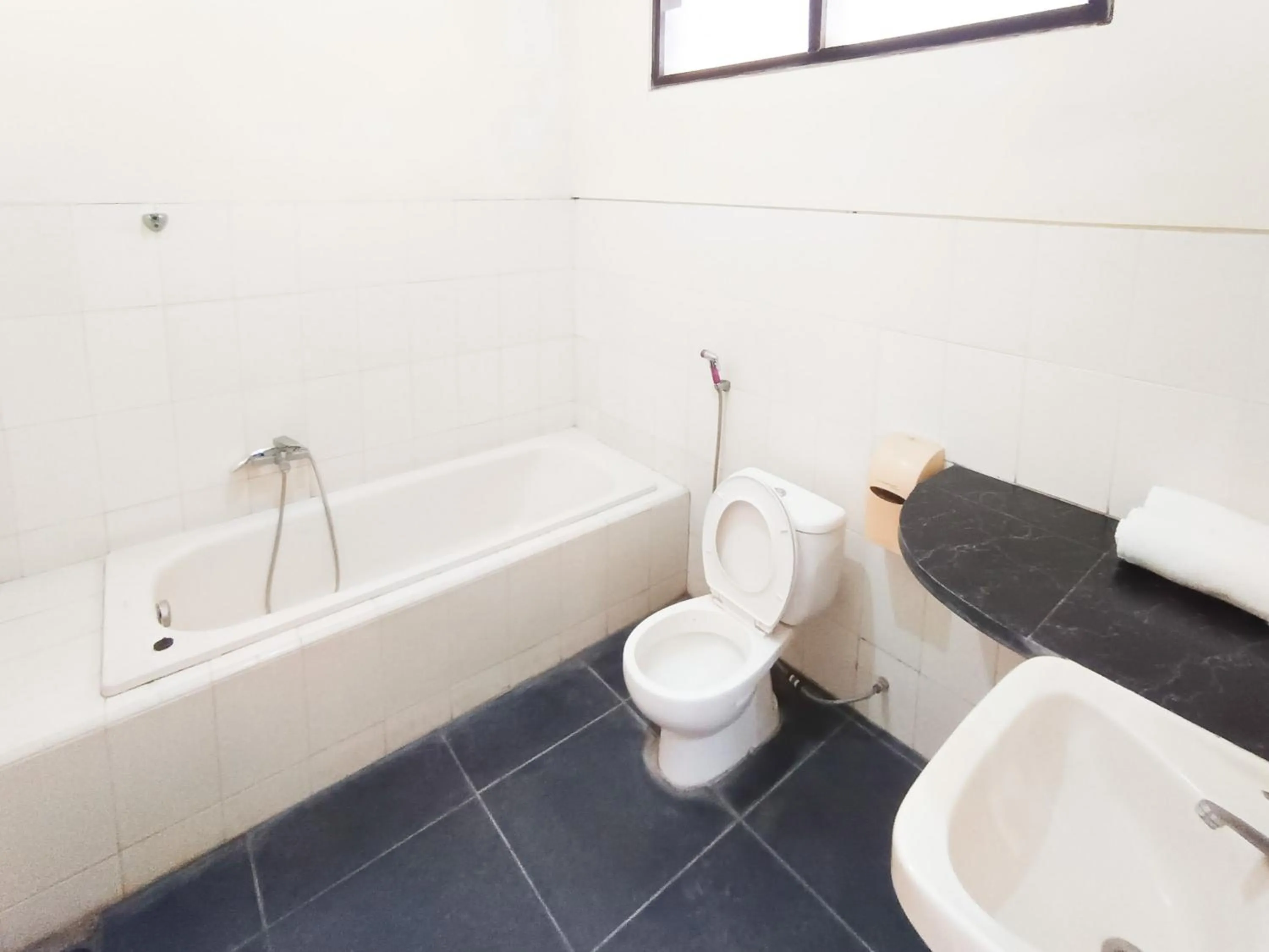 Bathroom in Gita Puri RedPartner Blitar