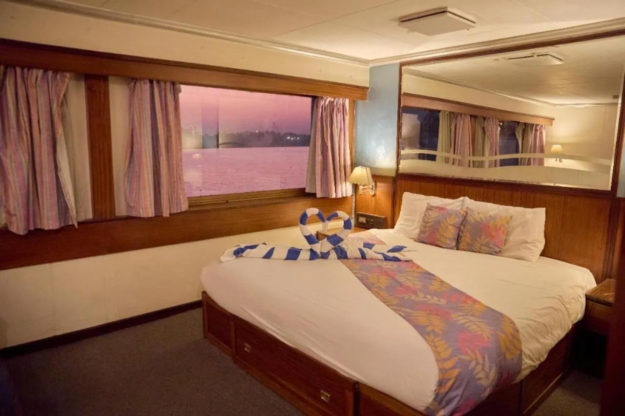 Bed in Nile View Aton Cruise