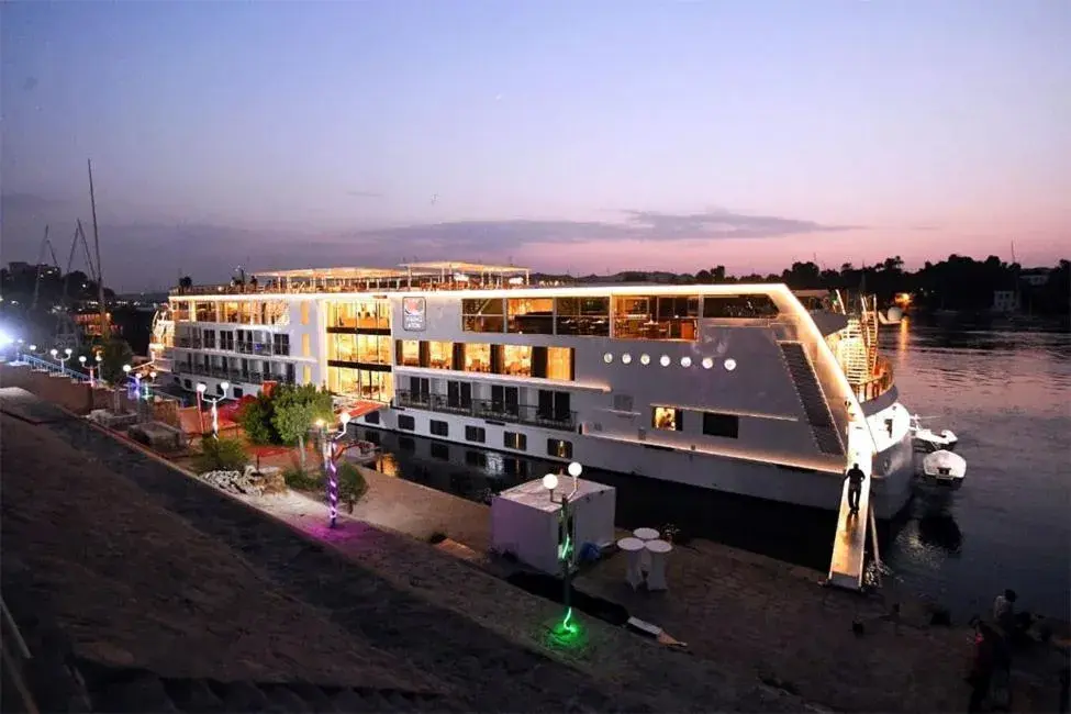 Nile View Aton Cruise Nile View Aton Cruise