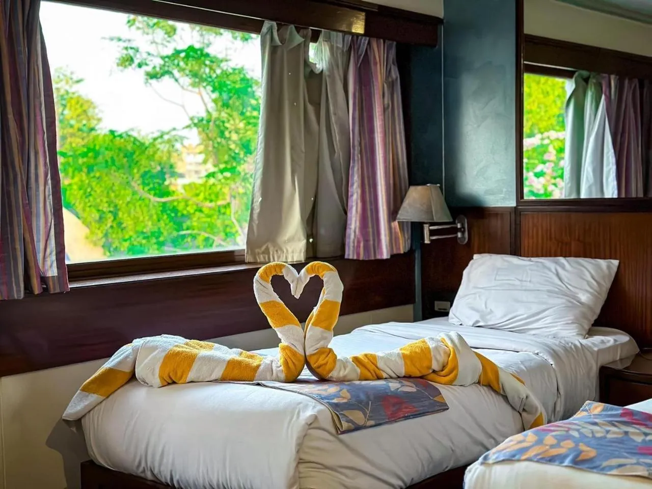 Bed in Nile View Aton Cruise
