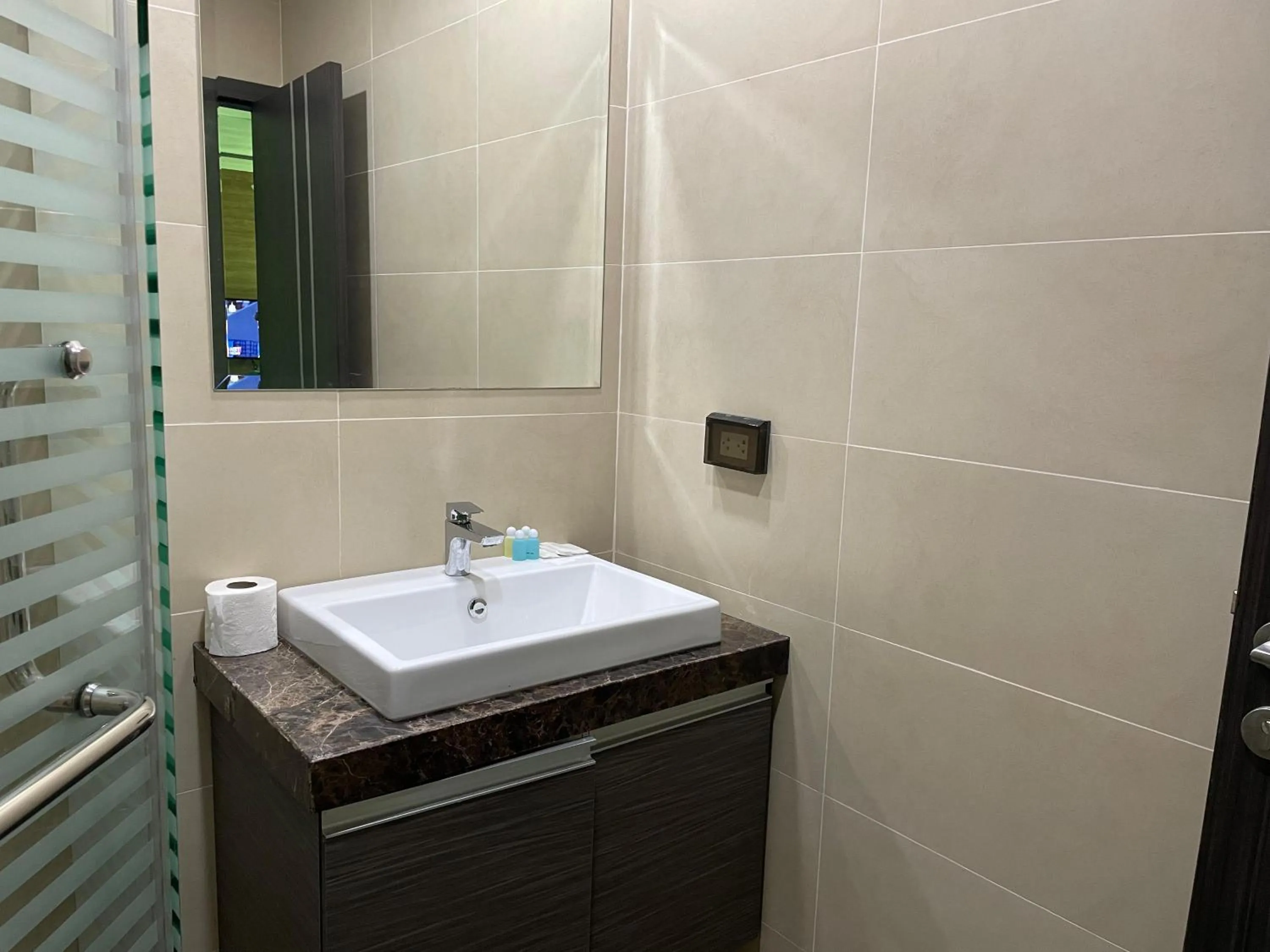 Shower in Dusit Grand Condo View