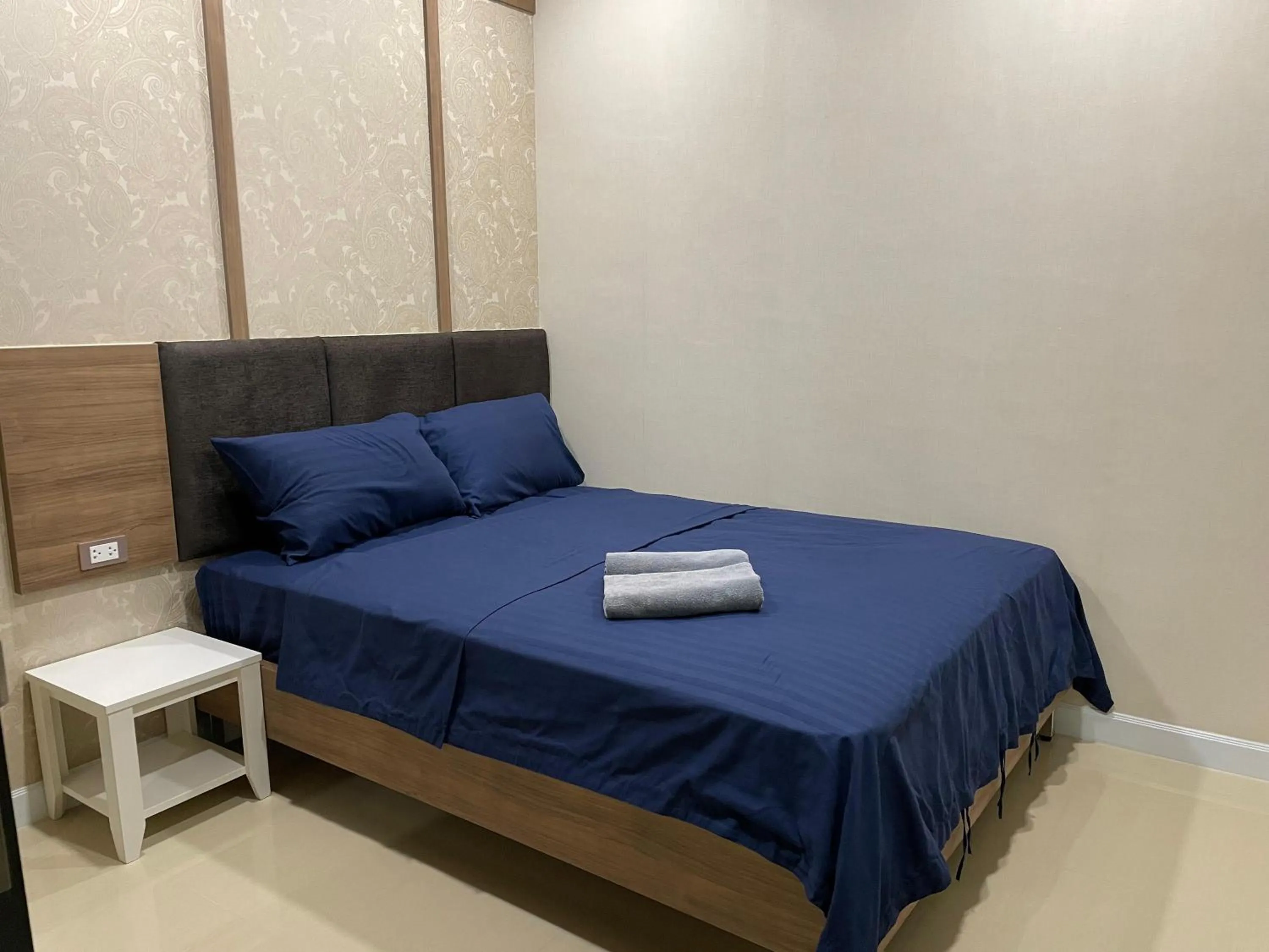 Bed in Dusit Grand Condo View