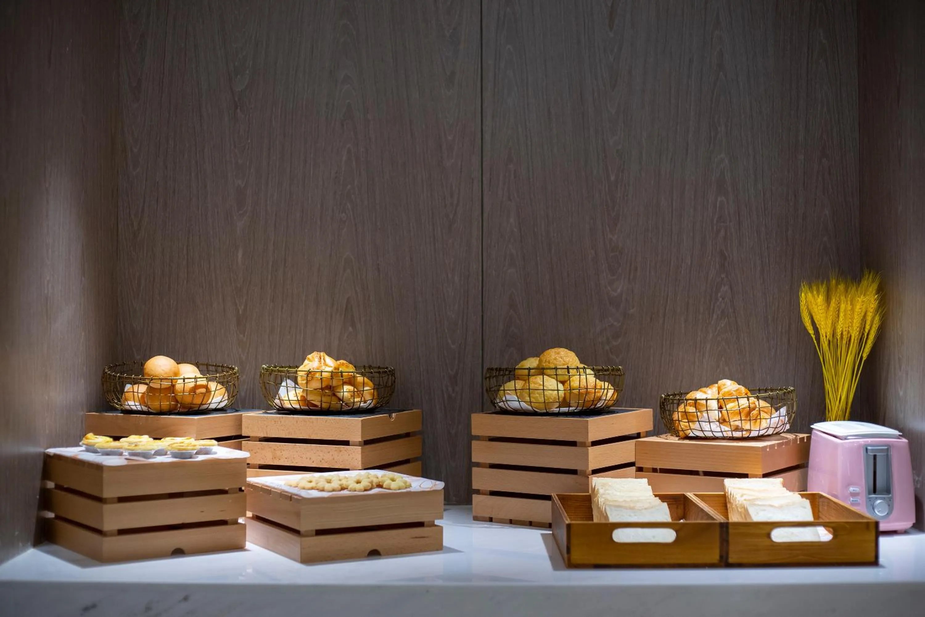 Restaurant/places to eat in Lijiang Old Town Echarm Plus Hotel