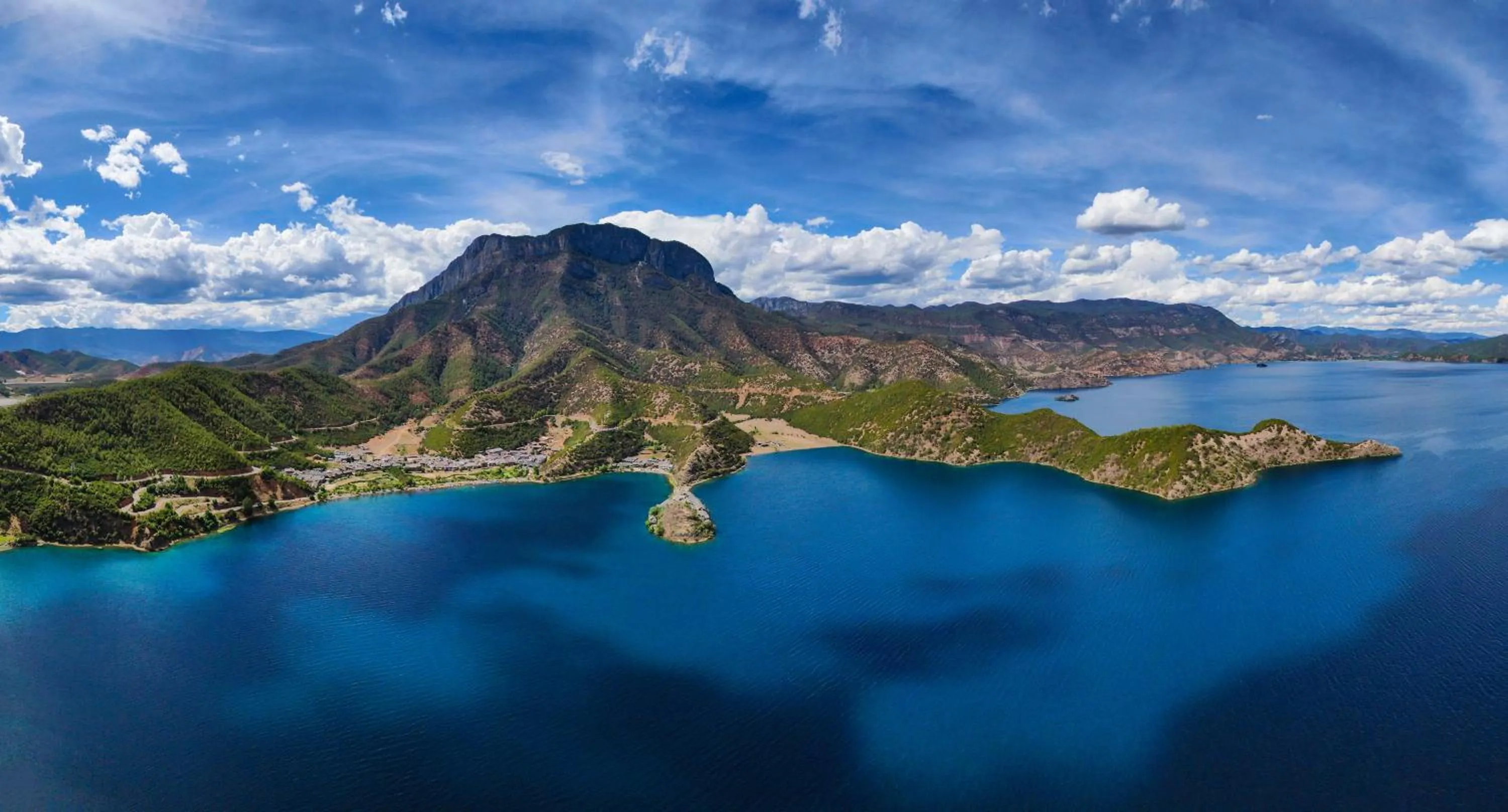 Nearby landmark in Lijiang Old Town Echarm Plus Hotel