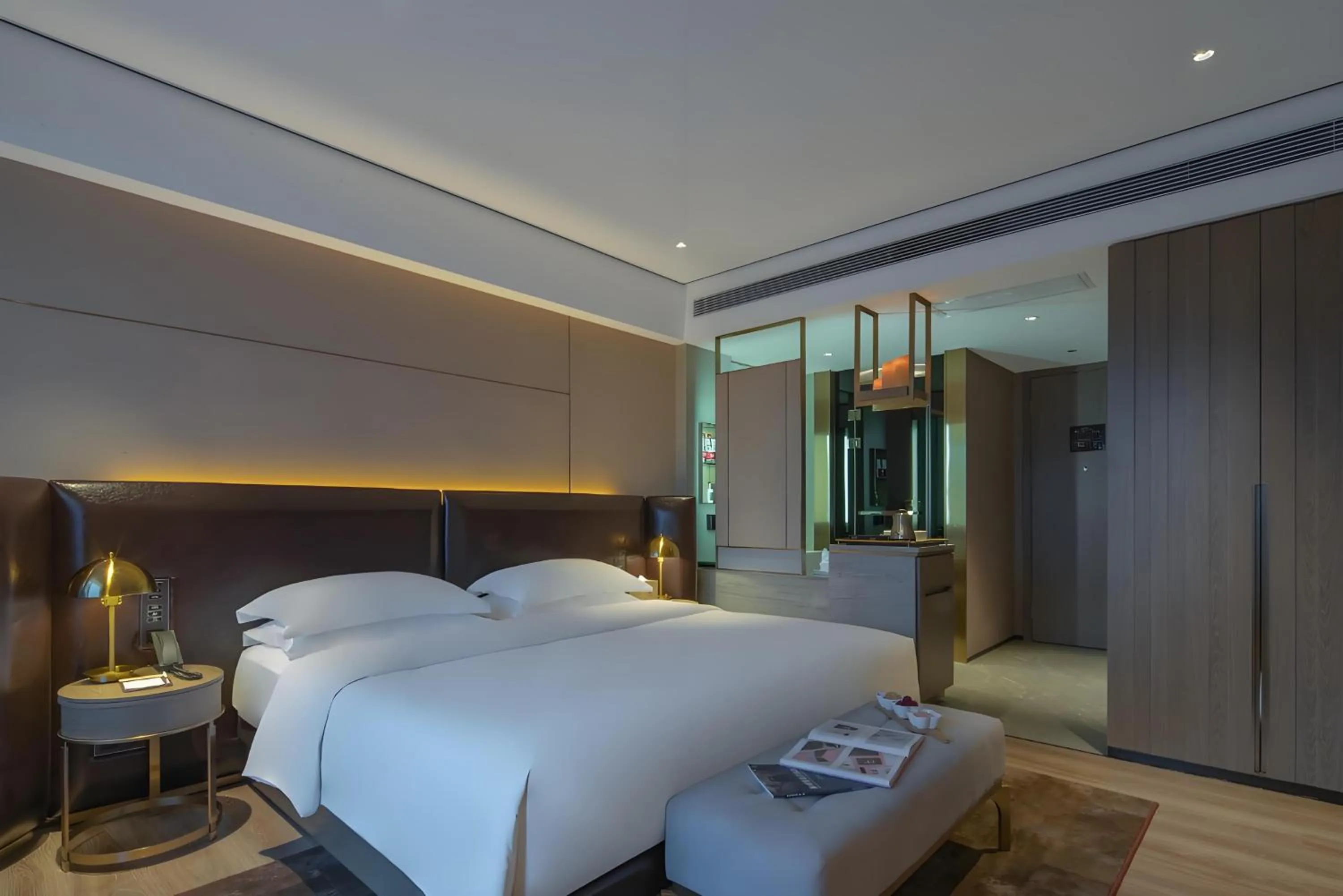 Bed in Lijiang Old Town Echarm Plus Hotel