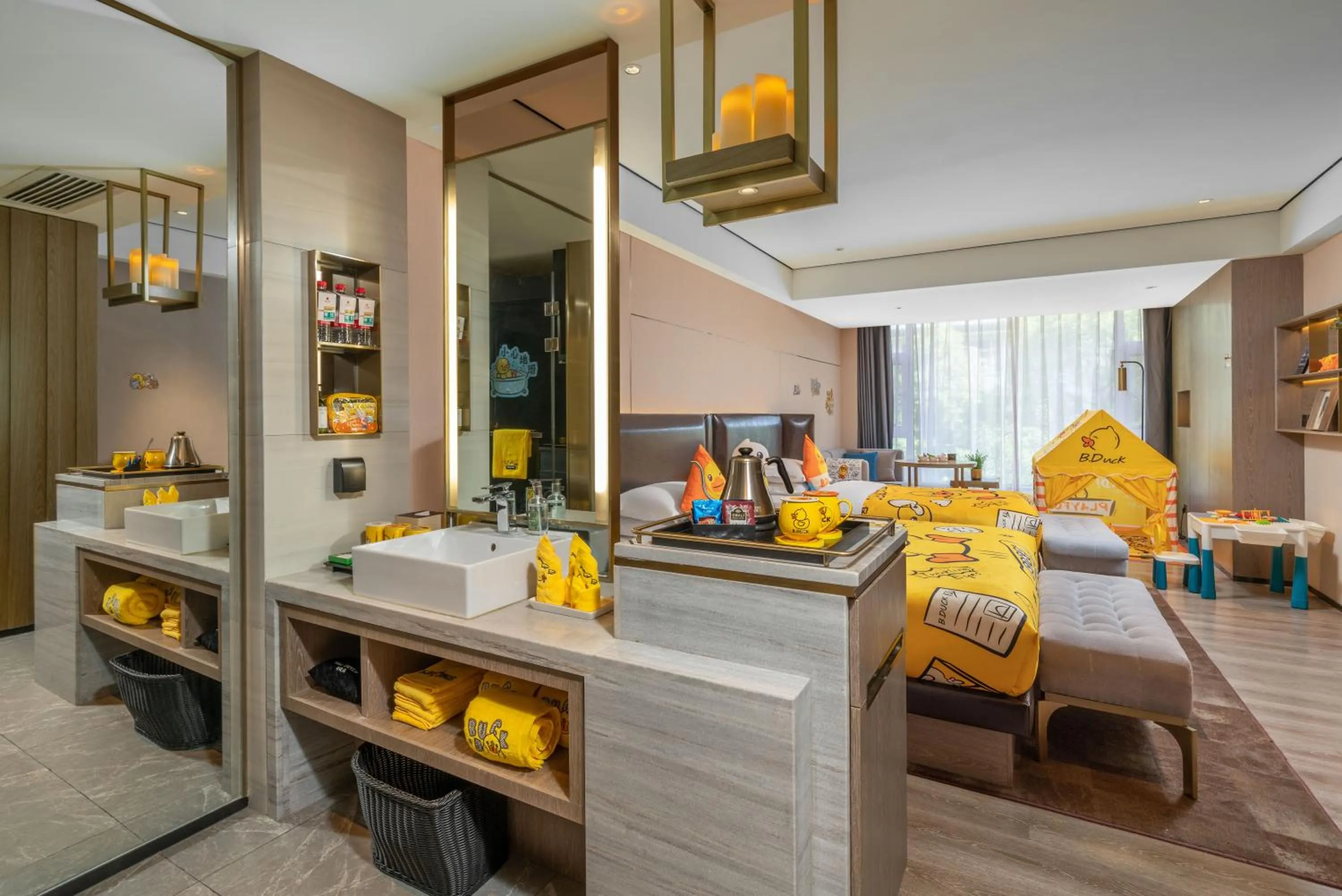 Photo of the whole room in Lijiang Old Town Echarm Plus Hotel