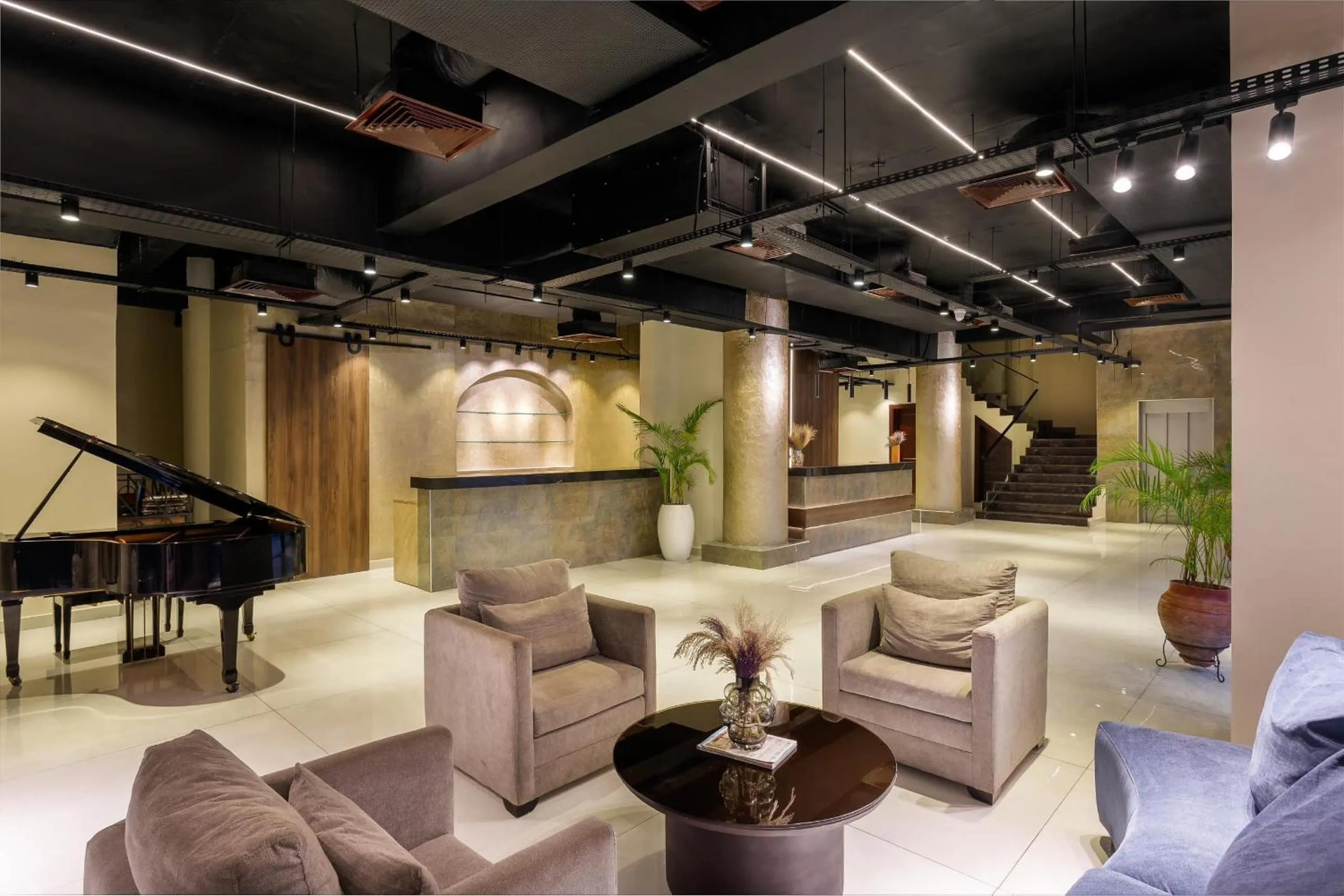 Lobby or reception in George Residence TLC