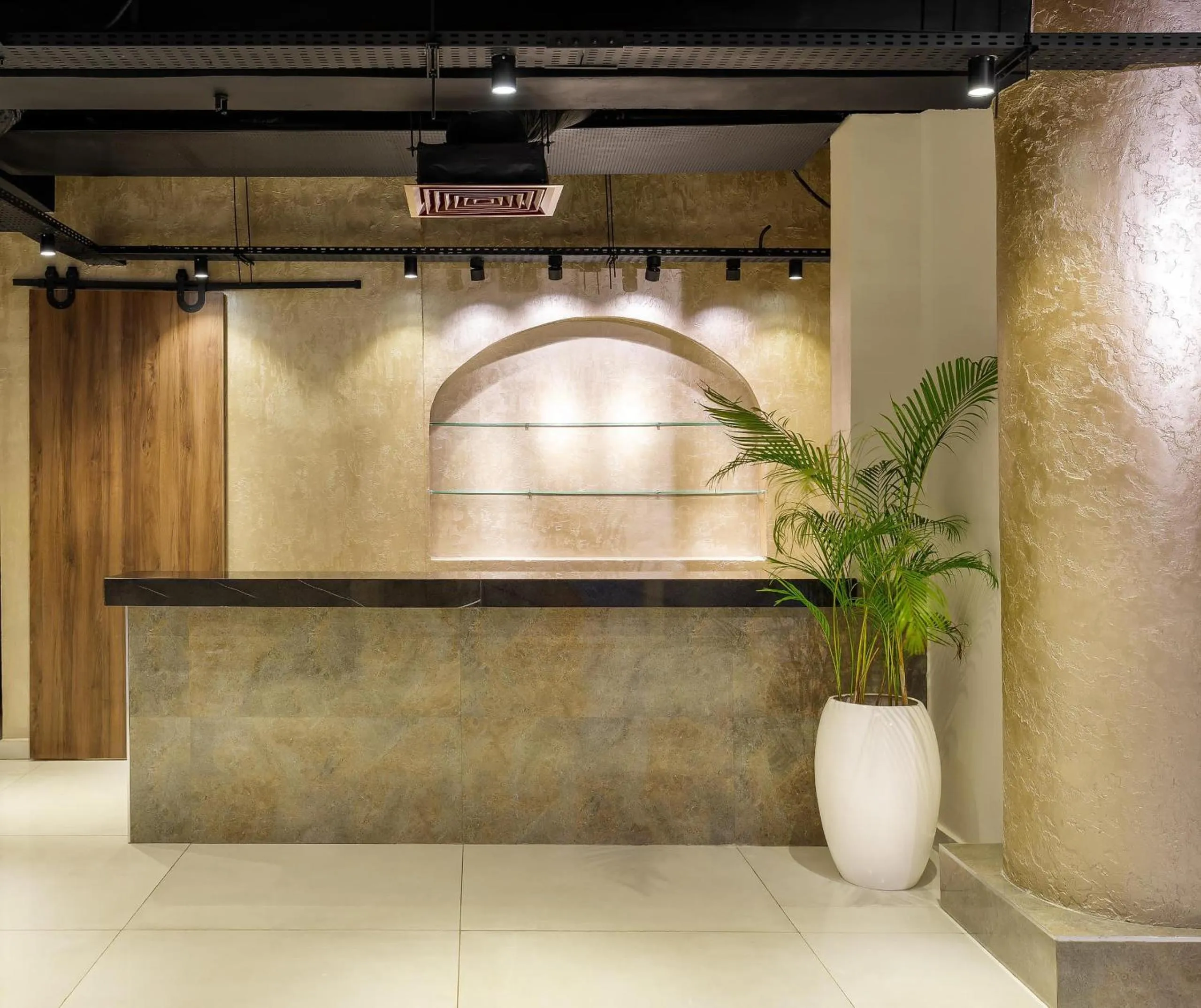 Lobby or reception in George Residence TLC