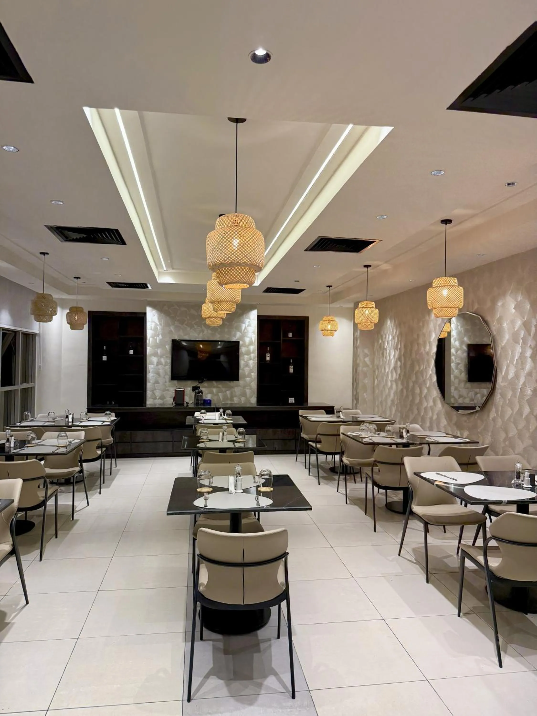 Restaurant/places to eat in George Residence TLC