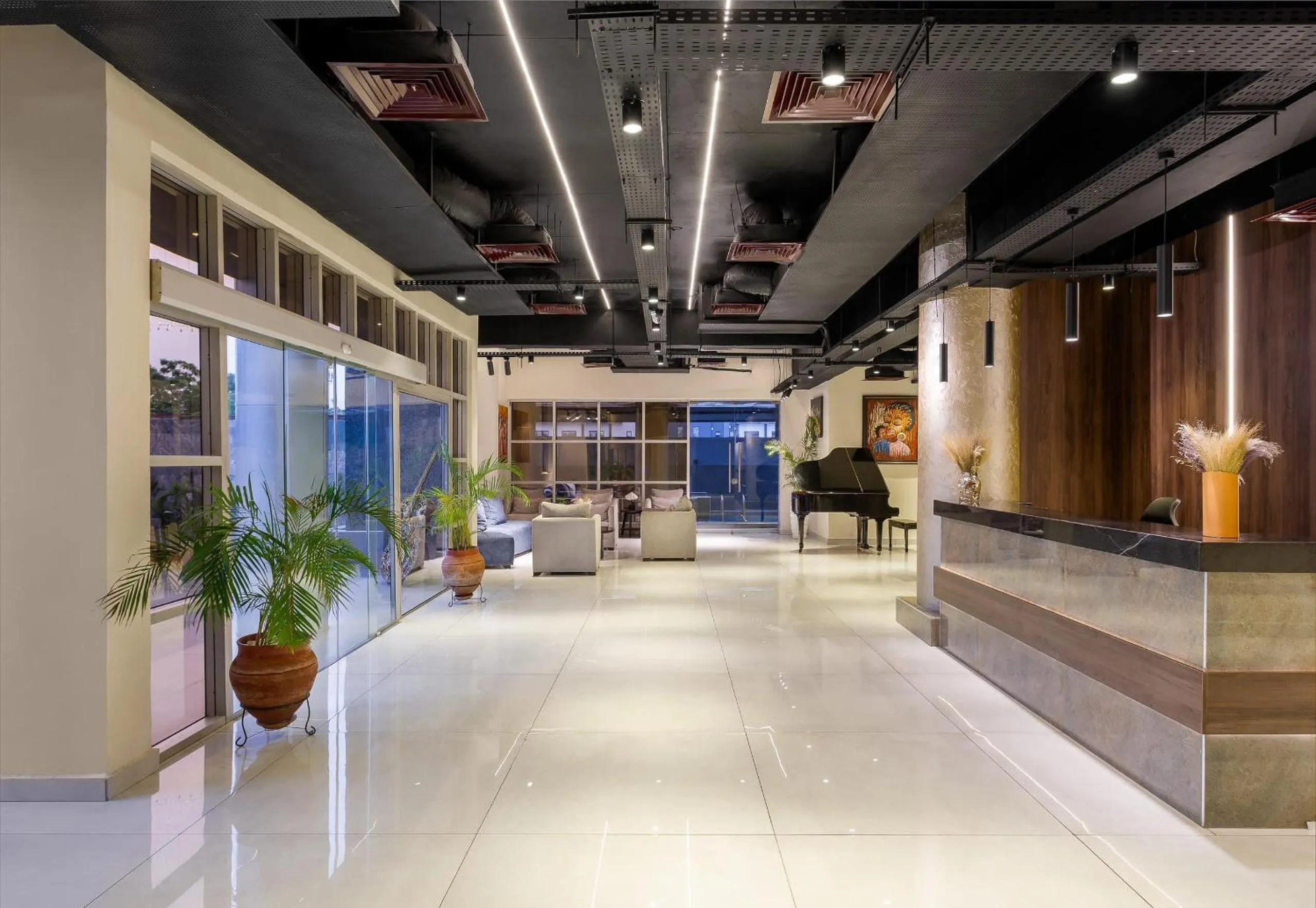 Lobby or reception in George Residence TLC