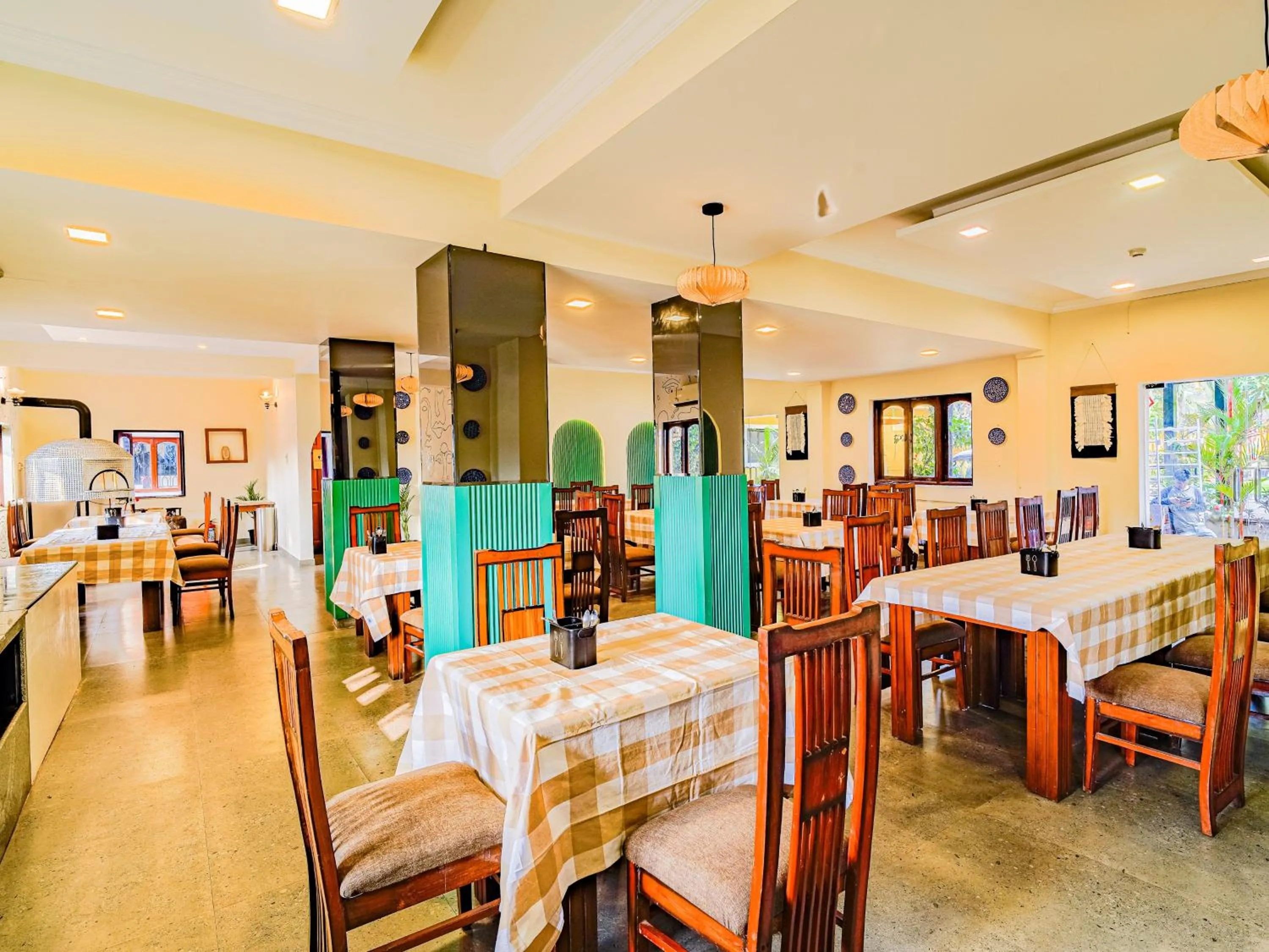Restaurant/places to eat in The Hosteller Goa, Anjuna