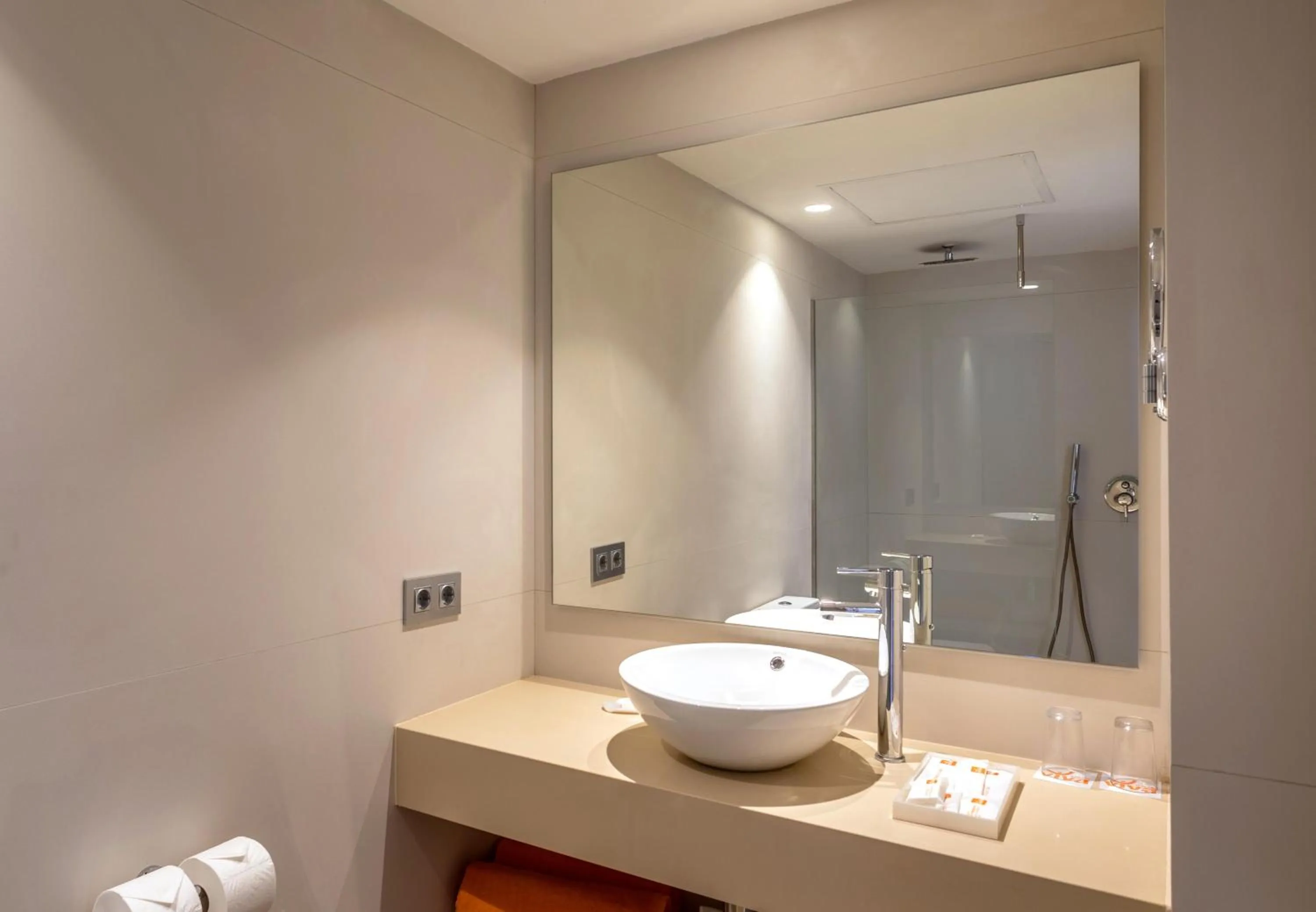 Bathroom in VIVA Eden Lago