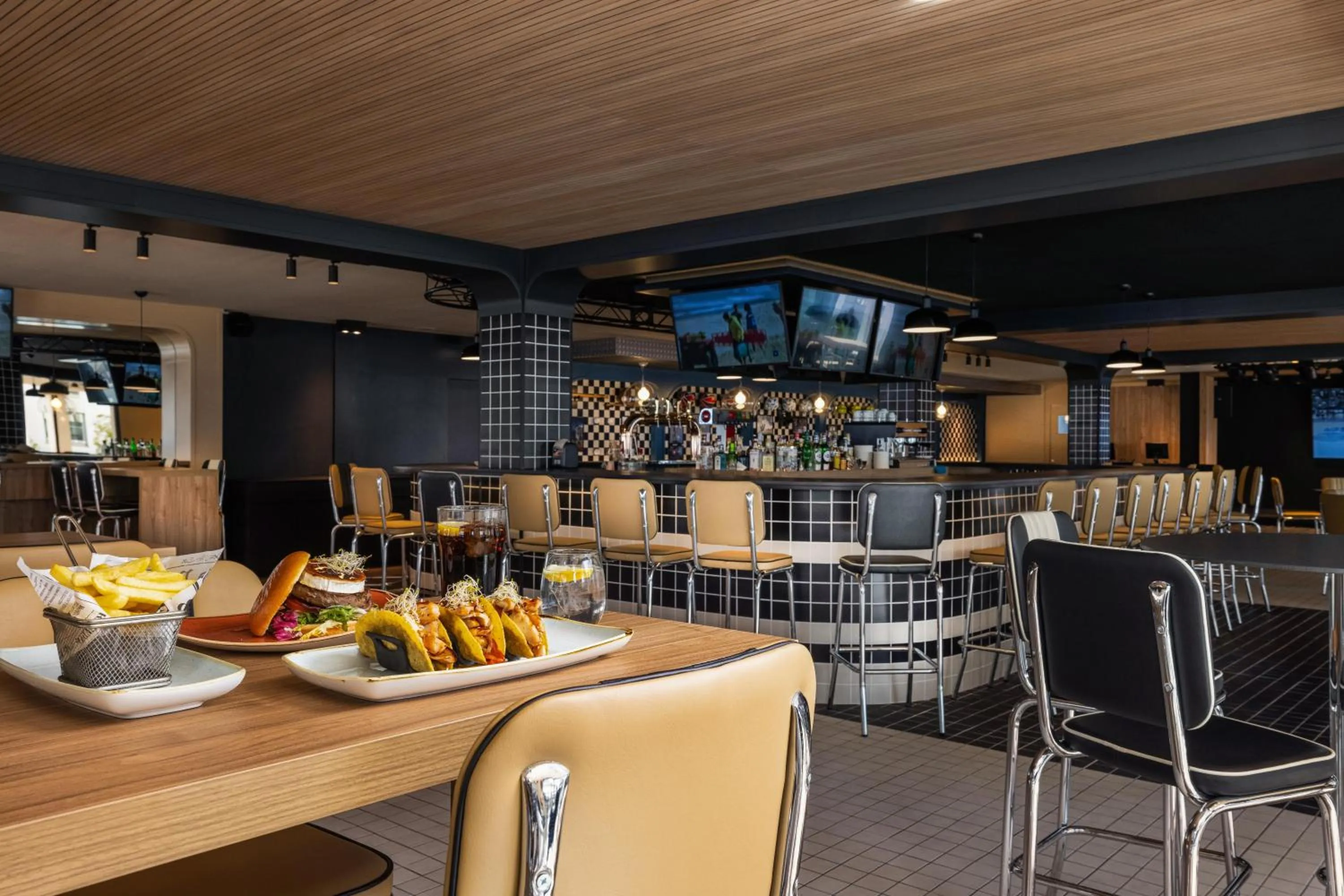 Lounge or bar in VIVA Eden Lago