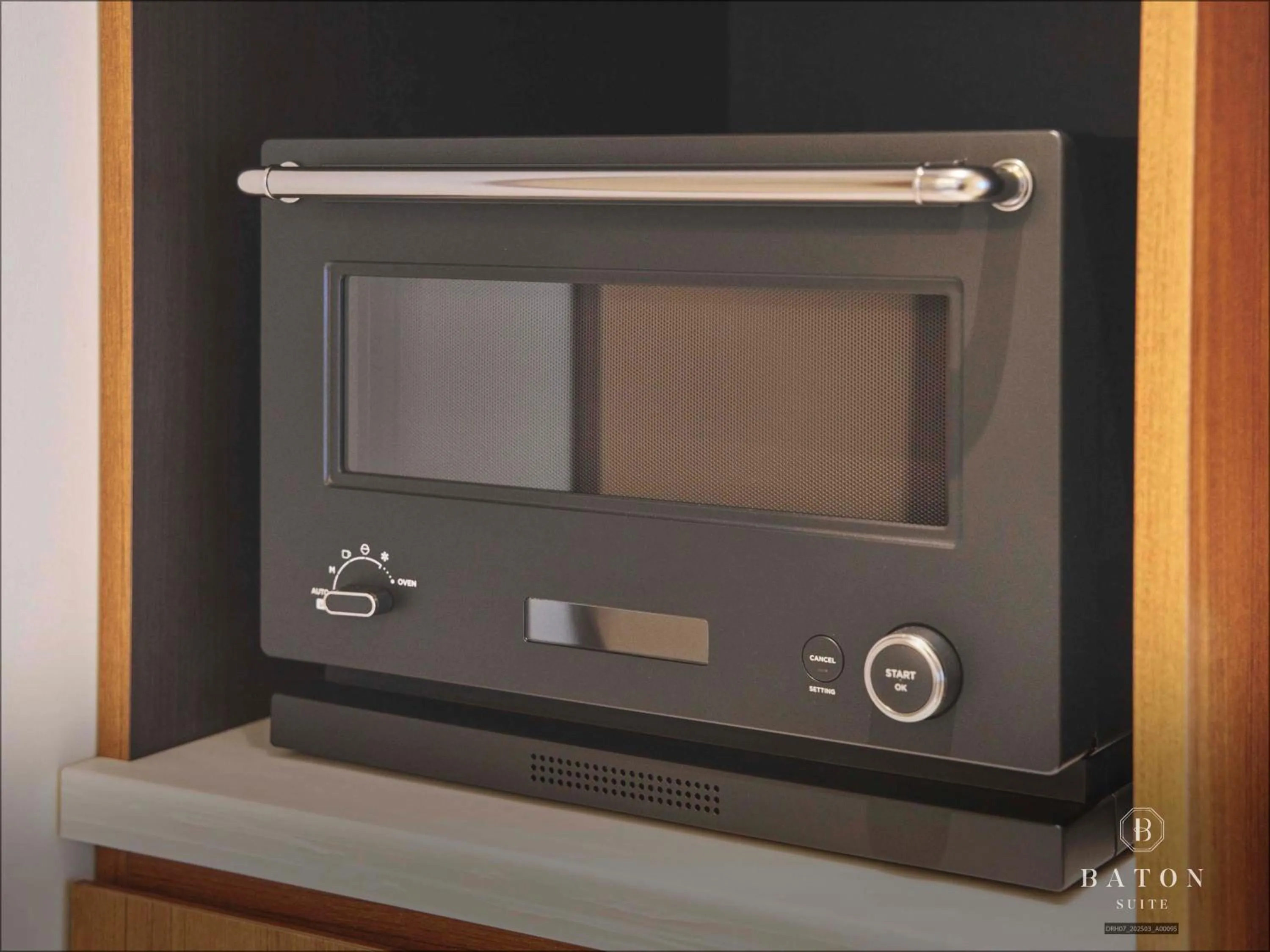 microwave in BATON SUITE Okinawa-kourijima