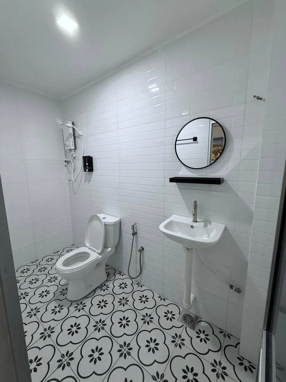 Bathroom in TDOZE Hotel