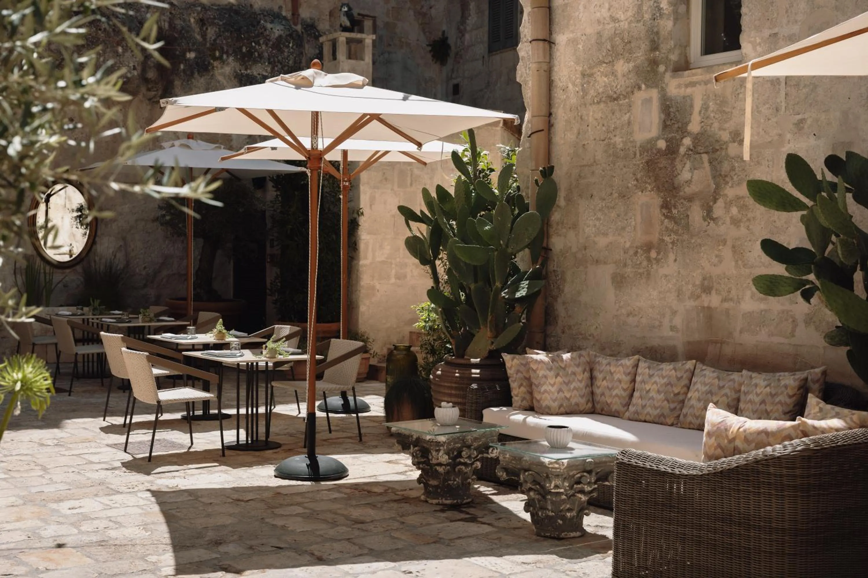 Property building in Vetera Matera