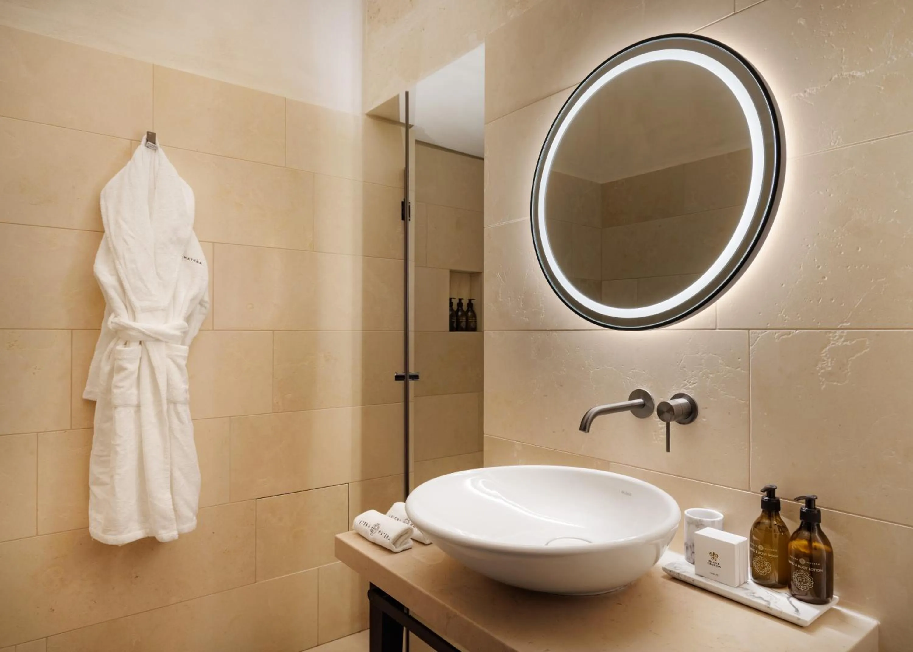 Shower in Vetera Matera