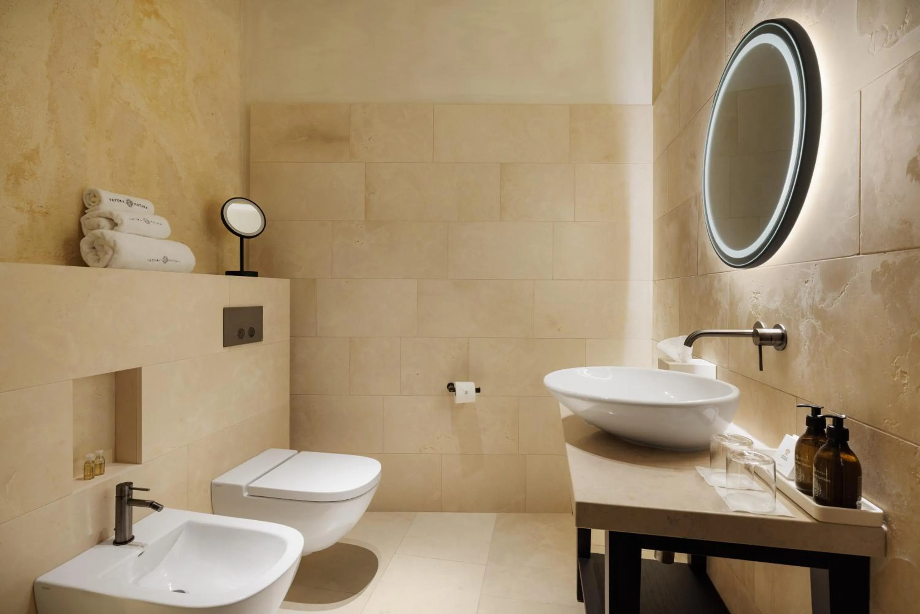 Toilet in Vetera Matera