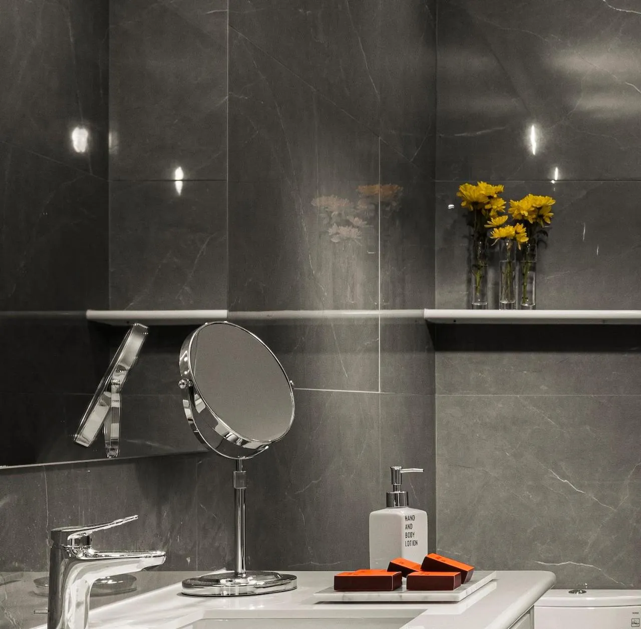 Bathroom in Debaines Hotel Santiago