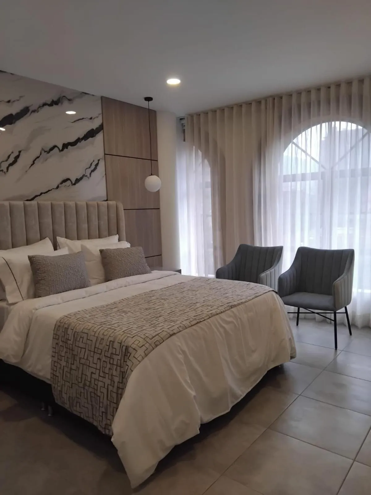 Photo of the whole room, Bed in Hotel 45 Park