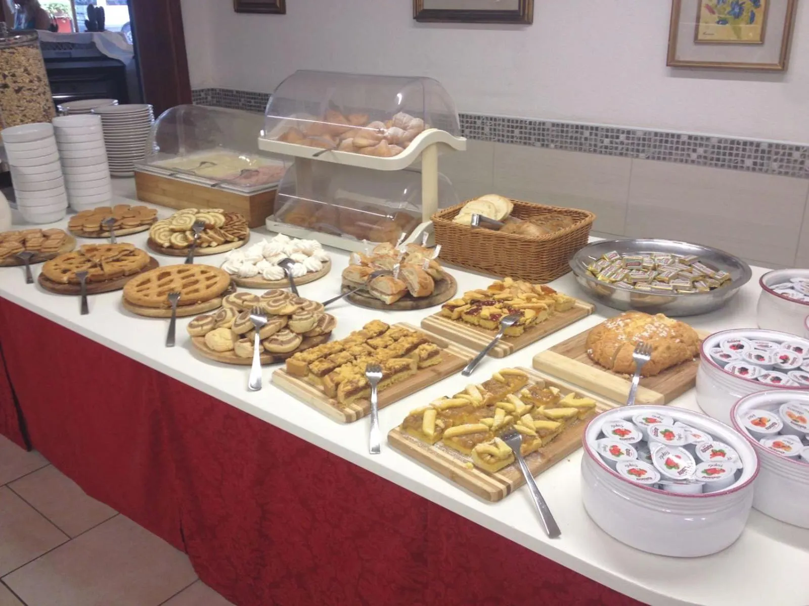 Breakfast in Hotel Villa Itala