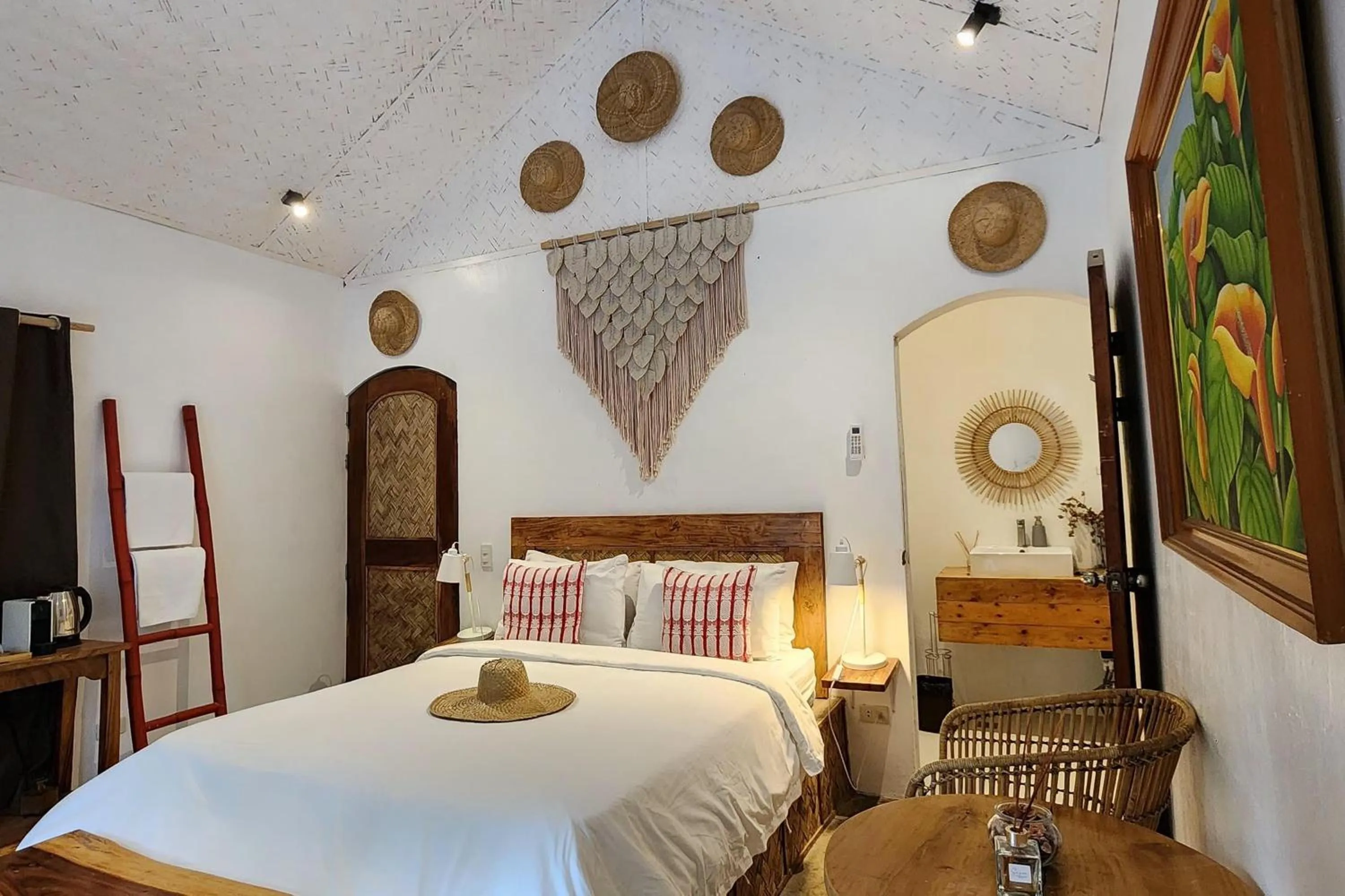 Bed in Sirom Beach House