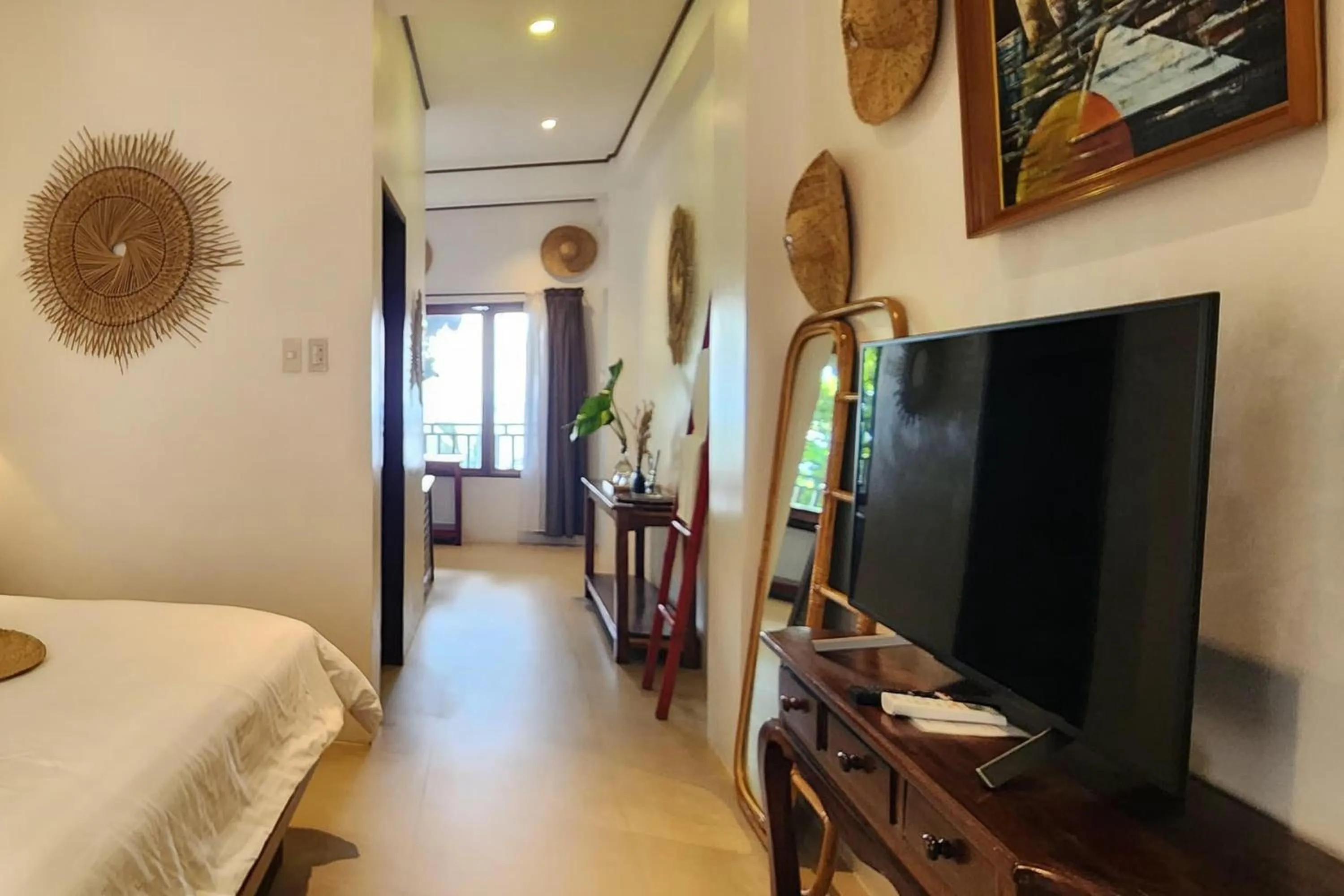 Bed in Sirom Beach House