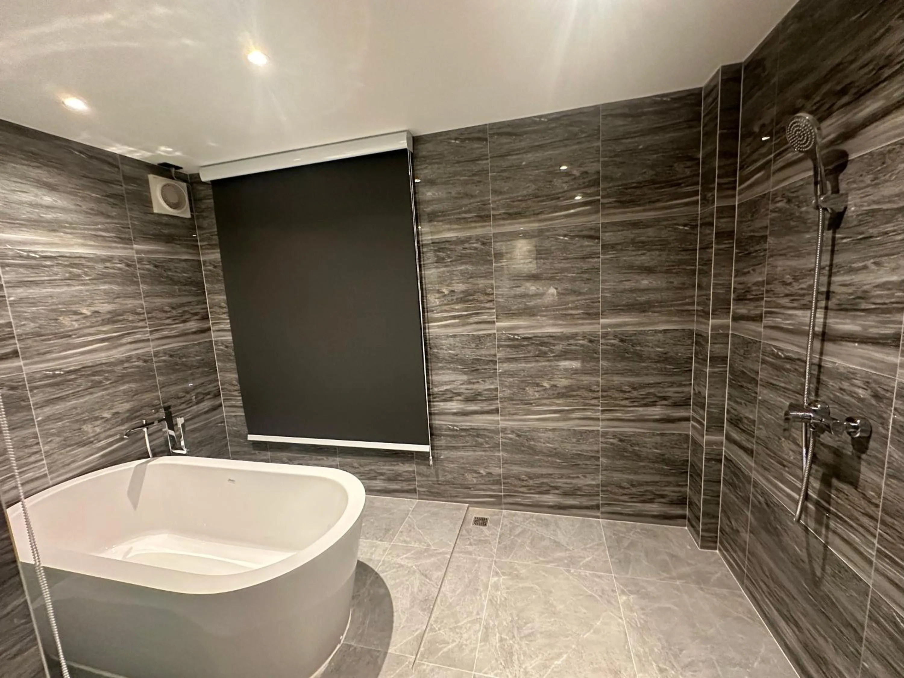 Bathroom in S3 Ayutthaya Hotel