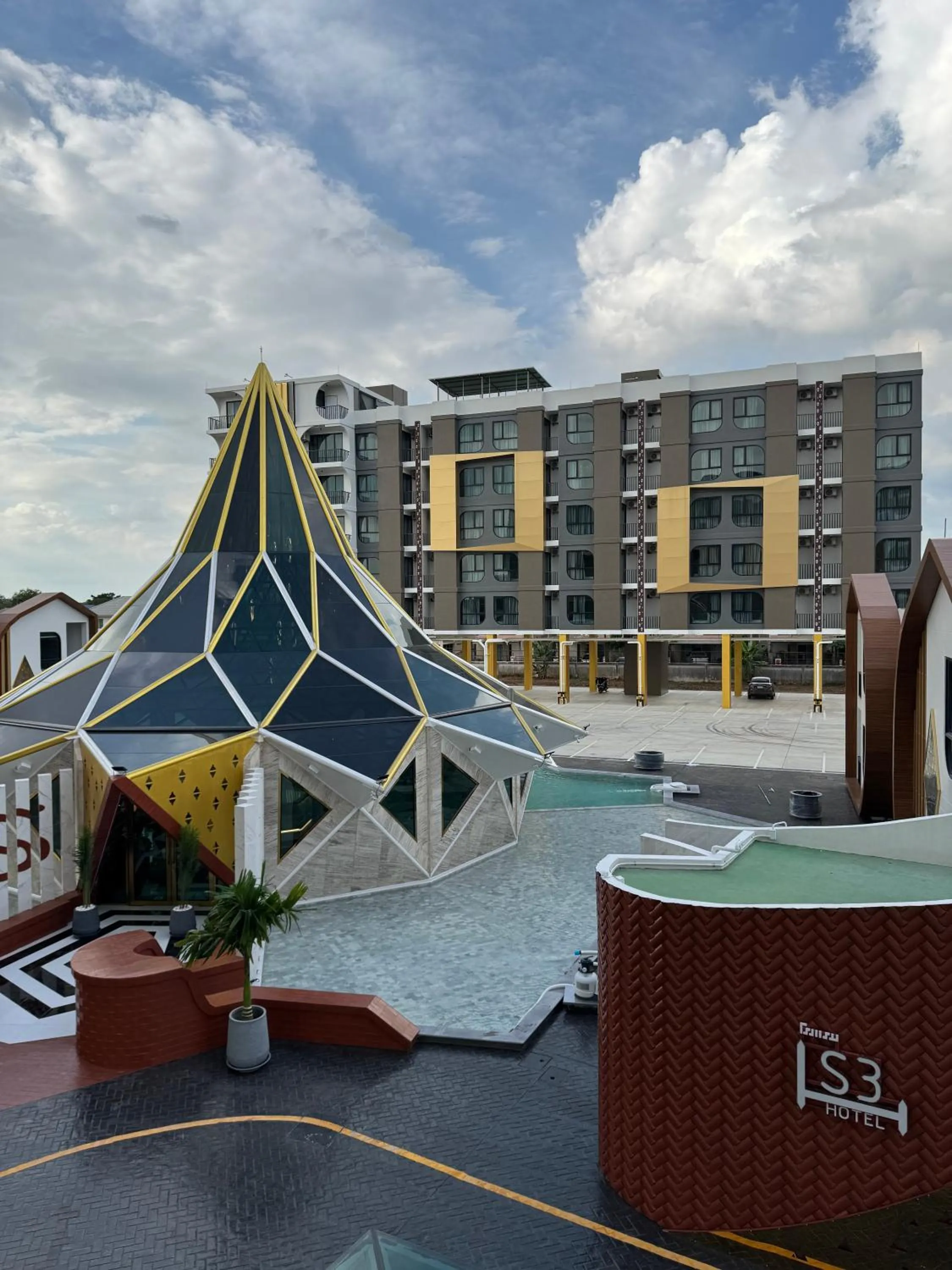 Property building in S3 Ayutthaya Hotel