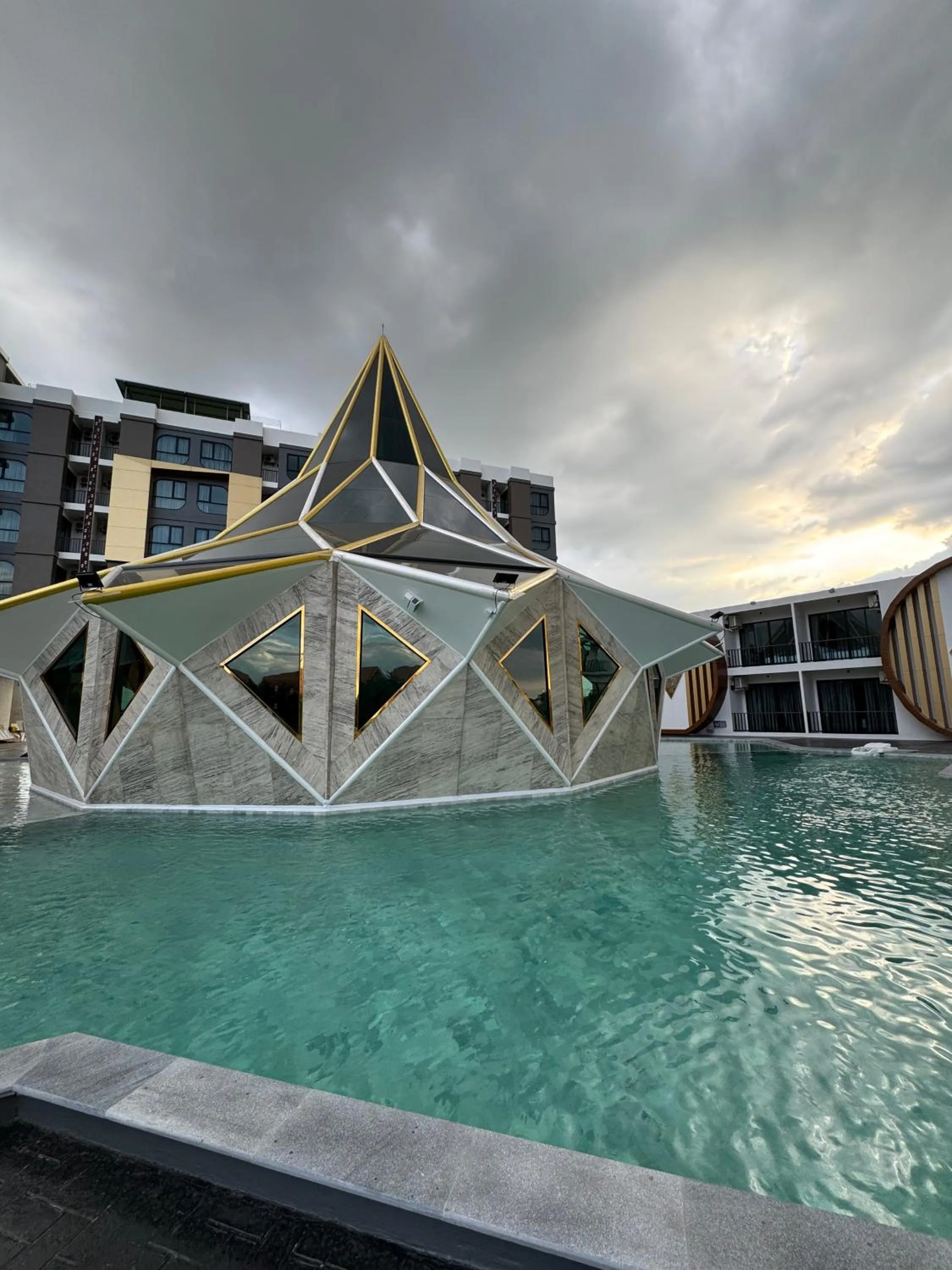 Swimming pool in S3 Ayutthaya Hotel