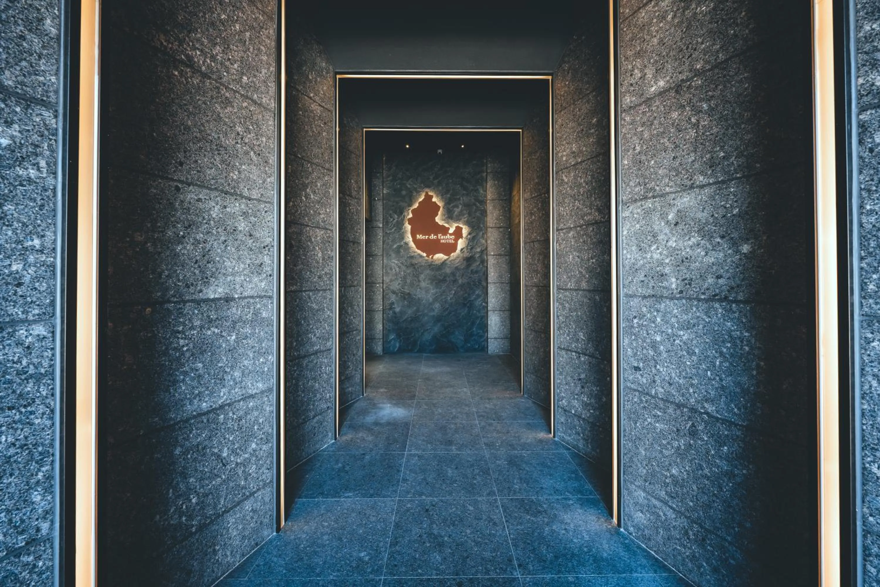 Facade/entrance in Mer de laube Hotel