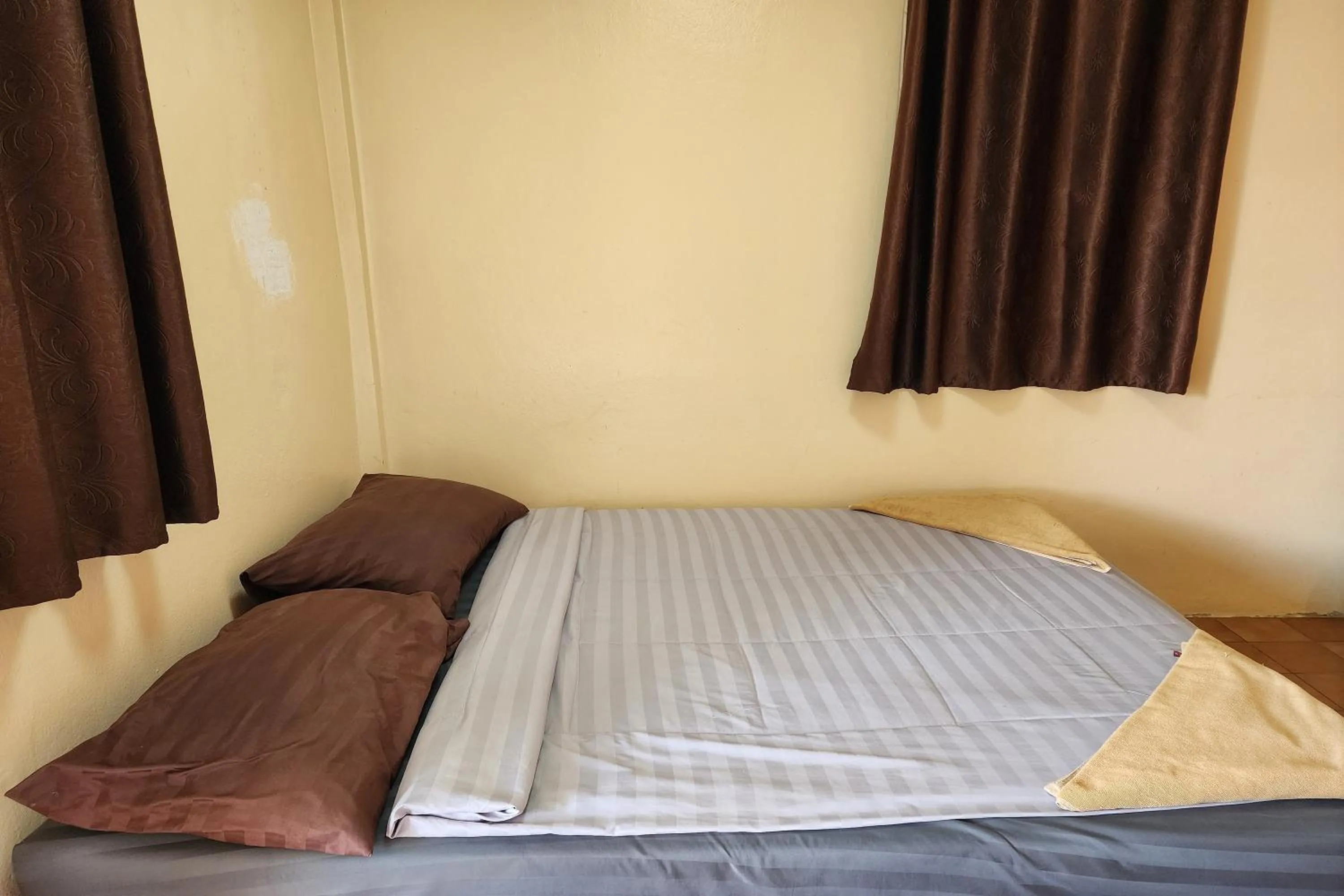 Bedroom, Bed in My Pumpkin Bungalow Krabi