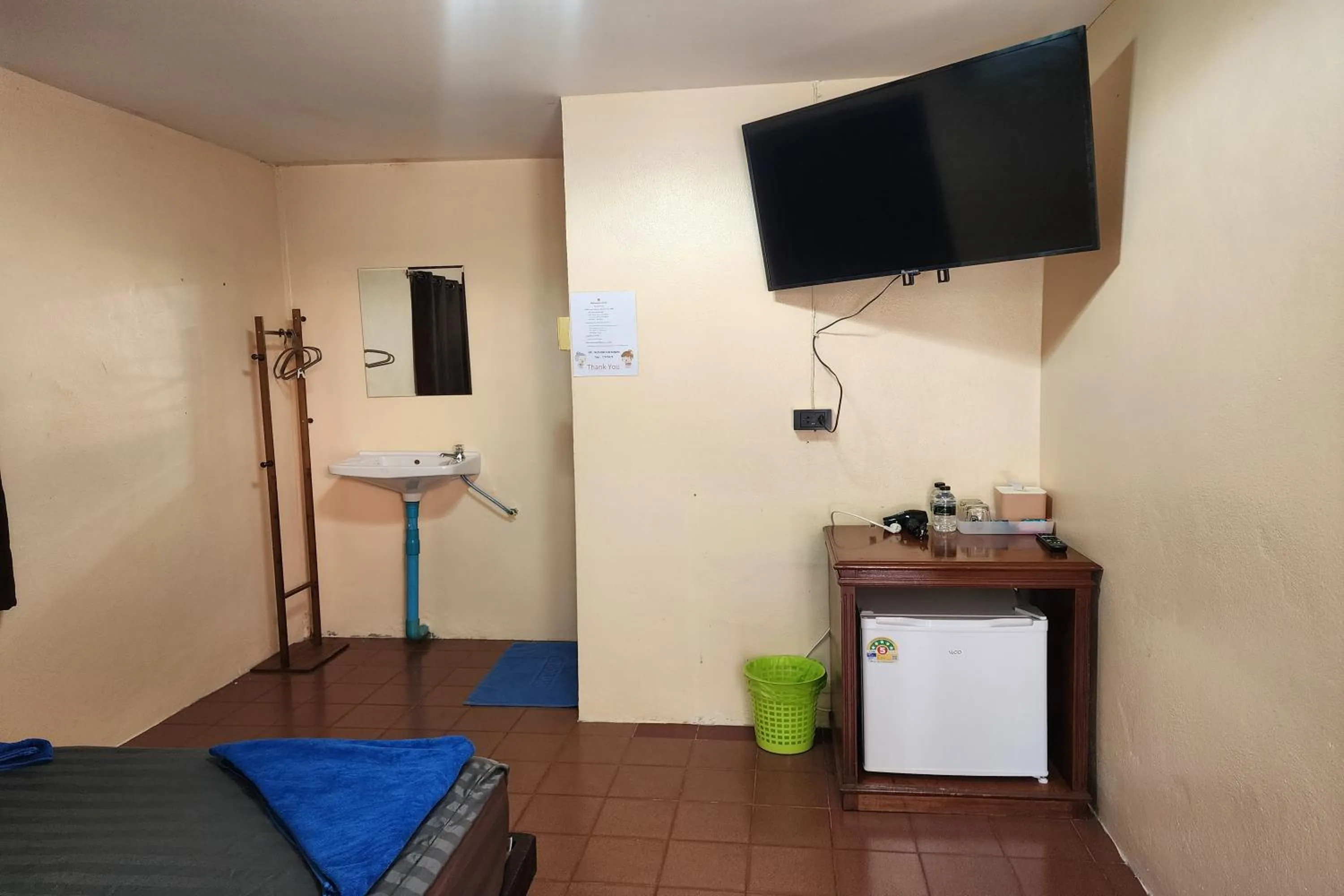 TV and multimedia in My Pumpkin Bungalow Krabi