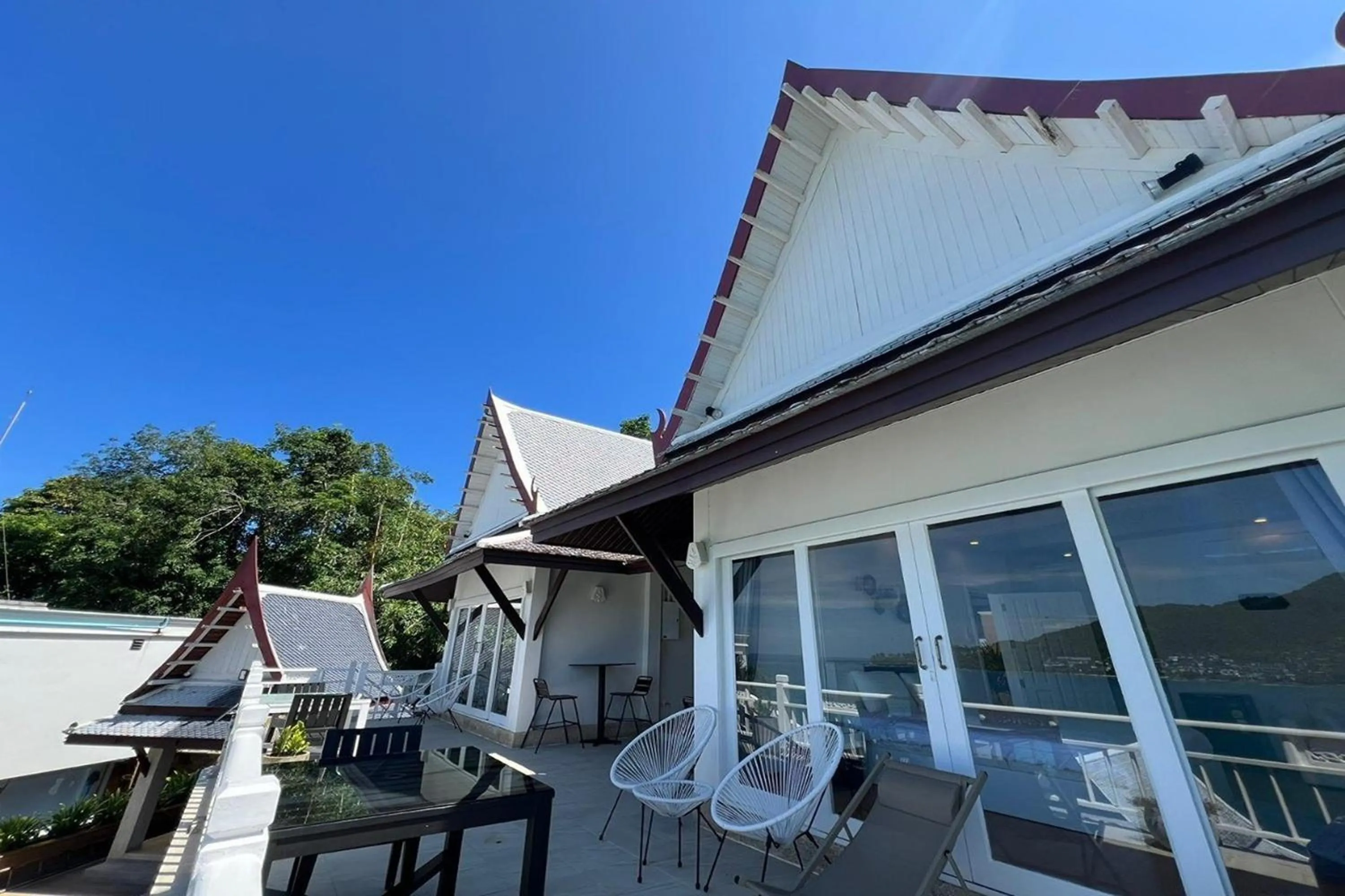 Property building in Panorama Ocean Villas, Kamala