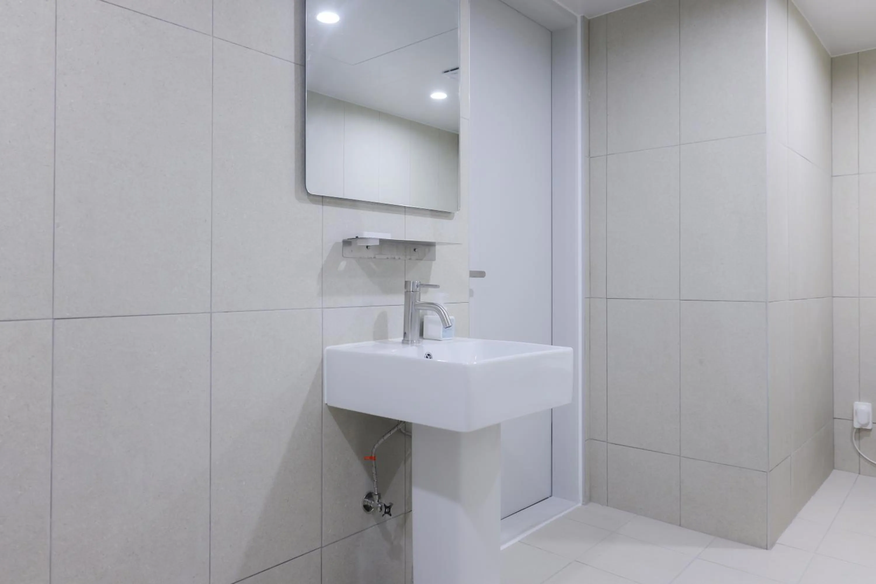 Shower in Anook Air Hotel Chuncheon