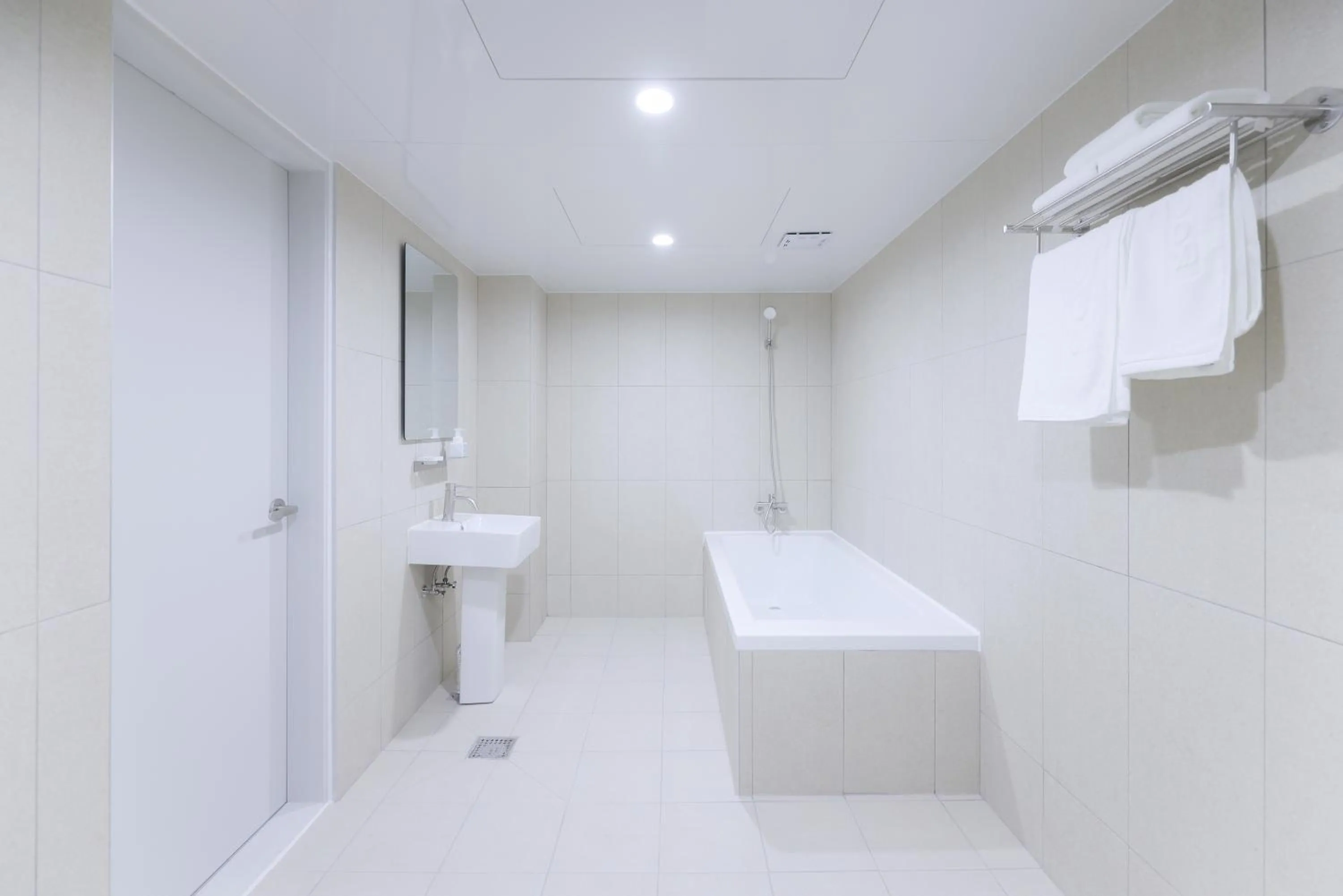 Shower in Anook Air Hotel Chuncheon