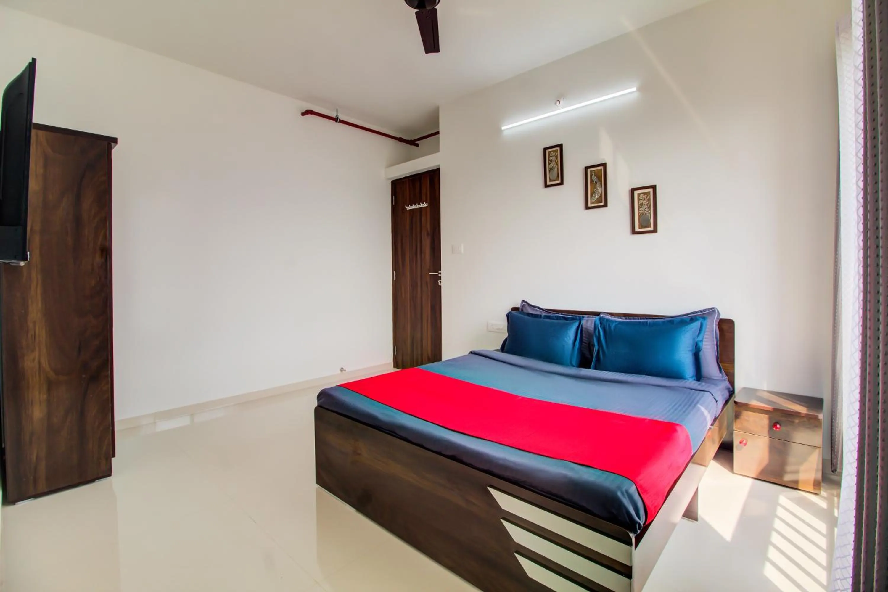 Bed in VibeStayZ Kedar Hinjewadi