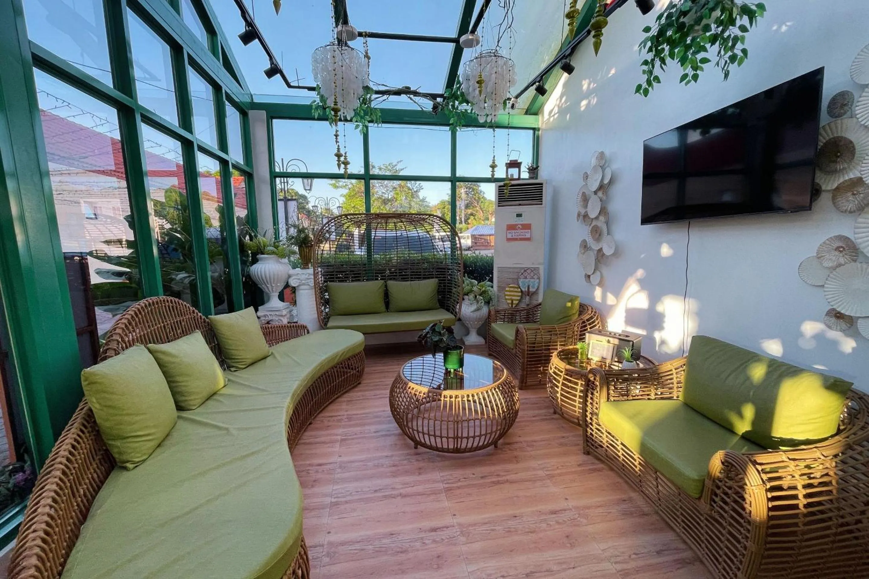 The Beach Calatagan Mediterraneo powered by Cocotel