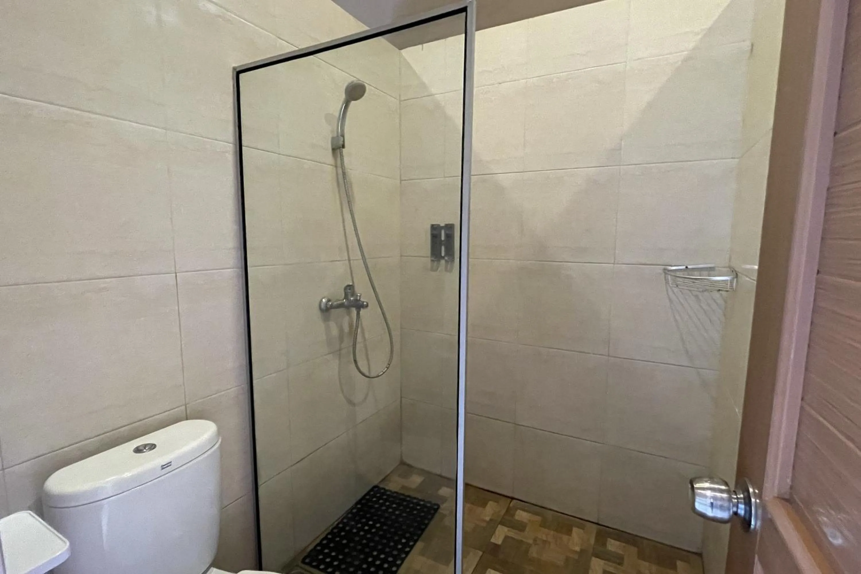 Bathroom in VK Pods Pangandaran