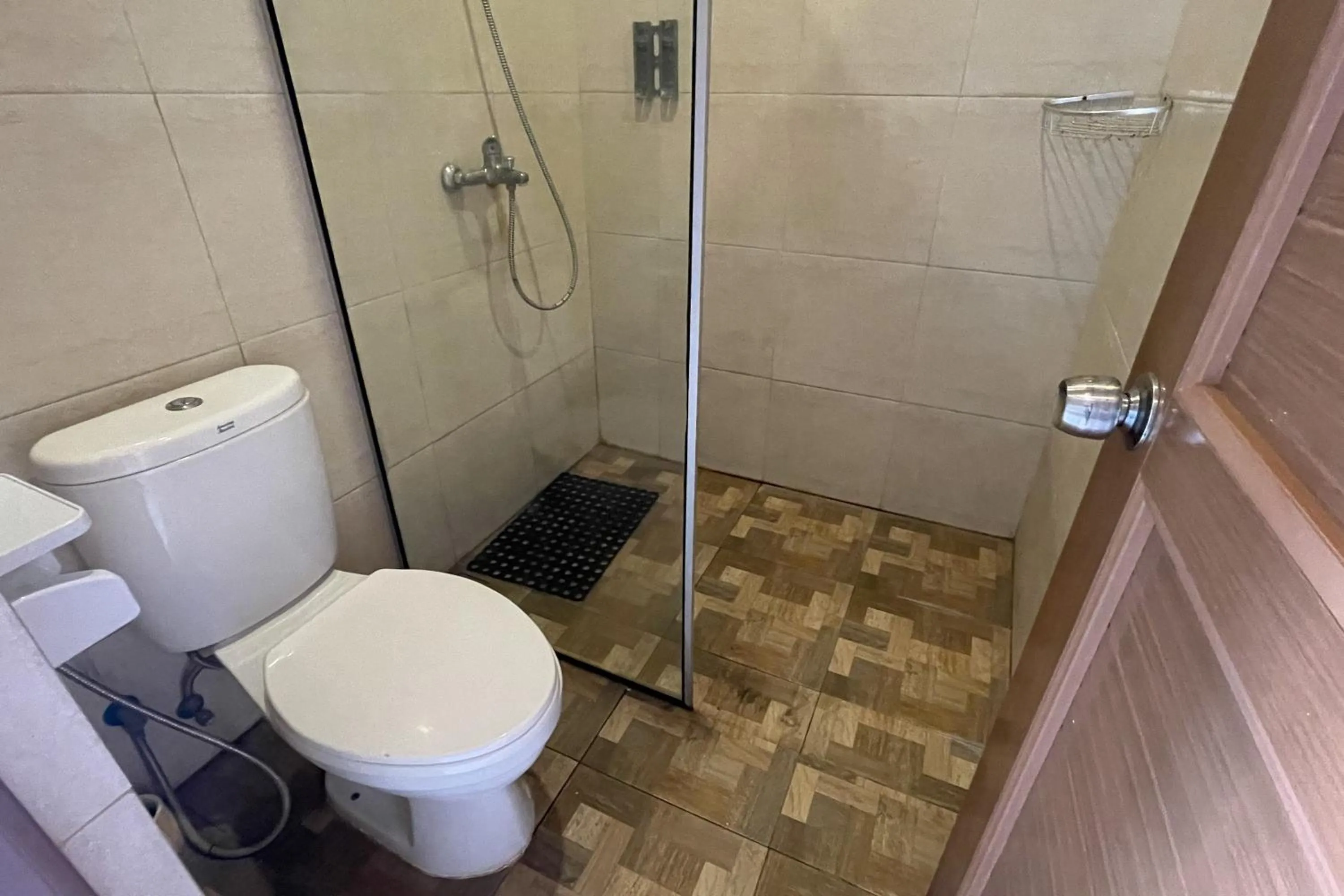 Bathroom in VK Pods Pangandaran