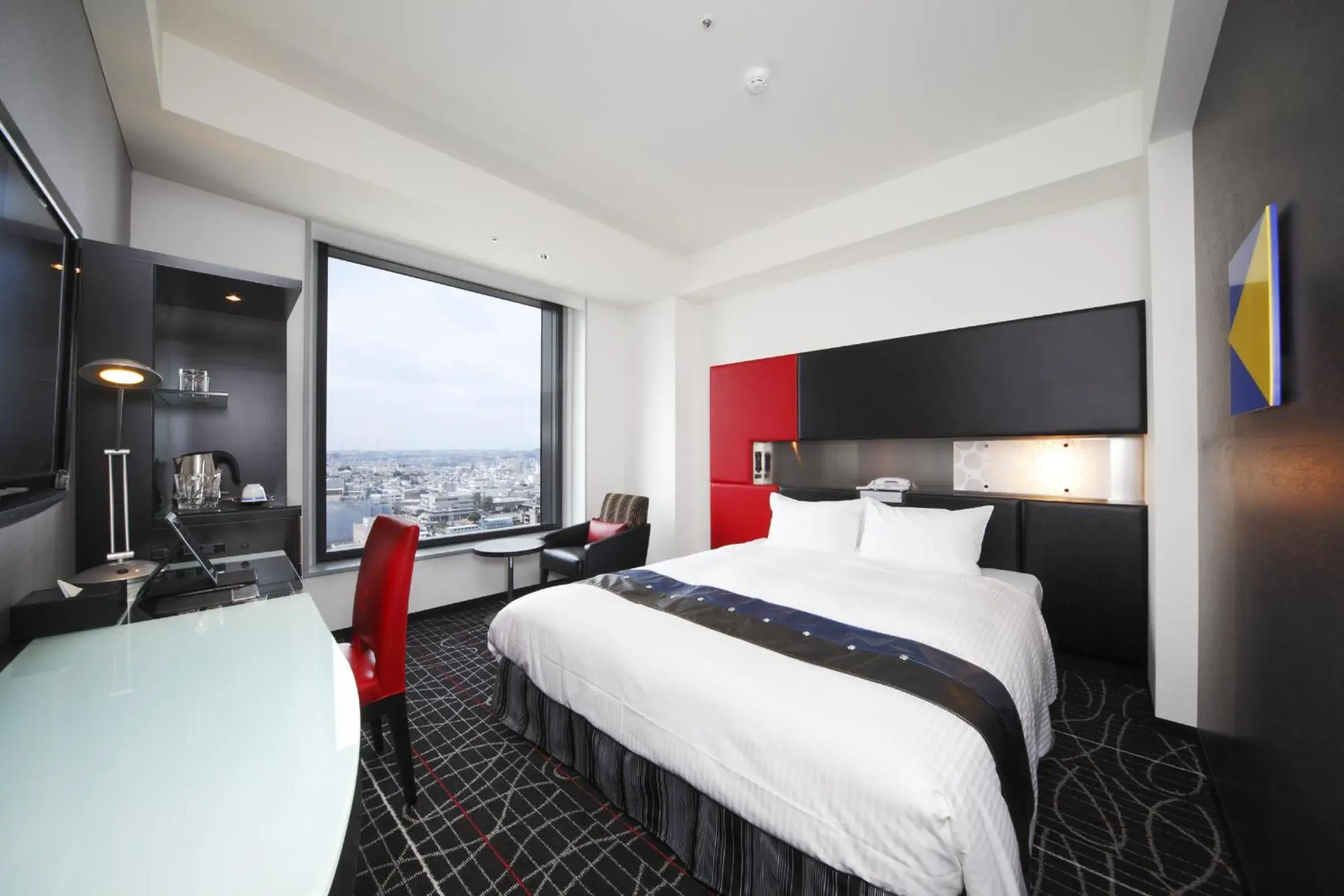 Superior Double Room with City View - Non-Smoking in New Otani Inn Yokohama Premium Superior Double Room with City View - Non-Smoking in New Otani Inn Yokohama Premium