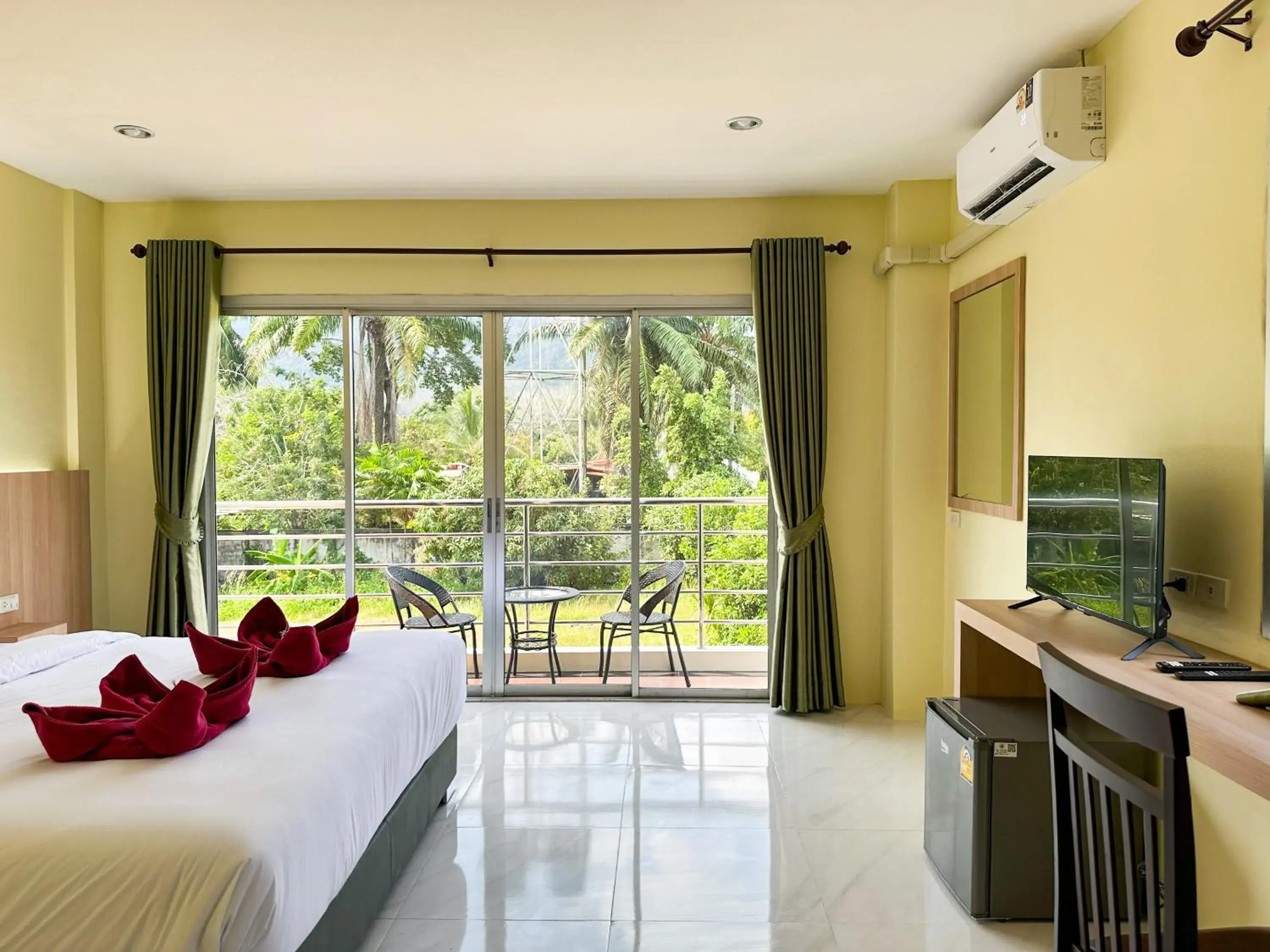 Nan's Aonang Nan's Aonang