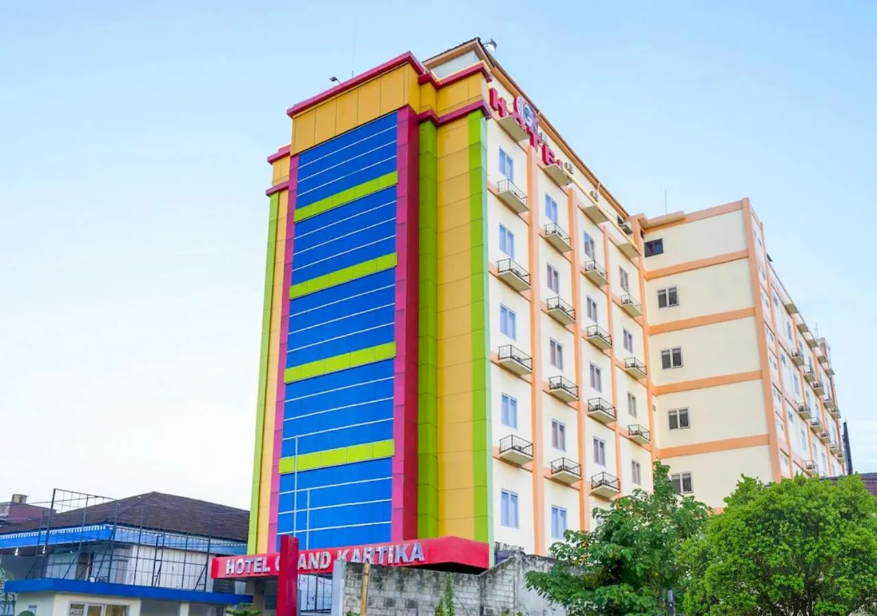 Property building in Hotel Grand Kartika