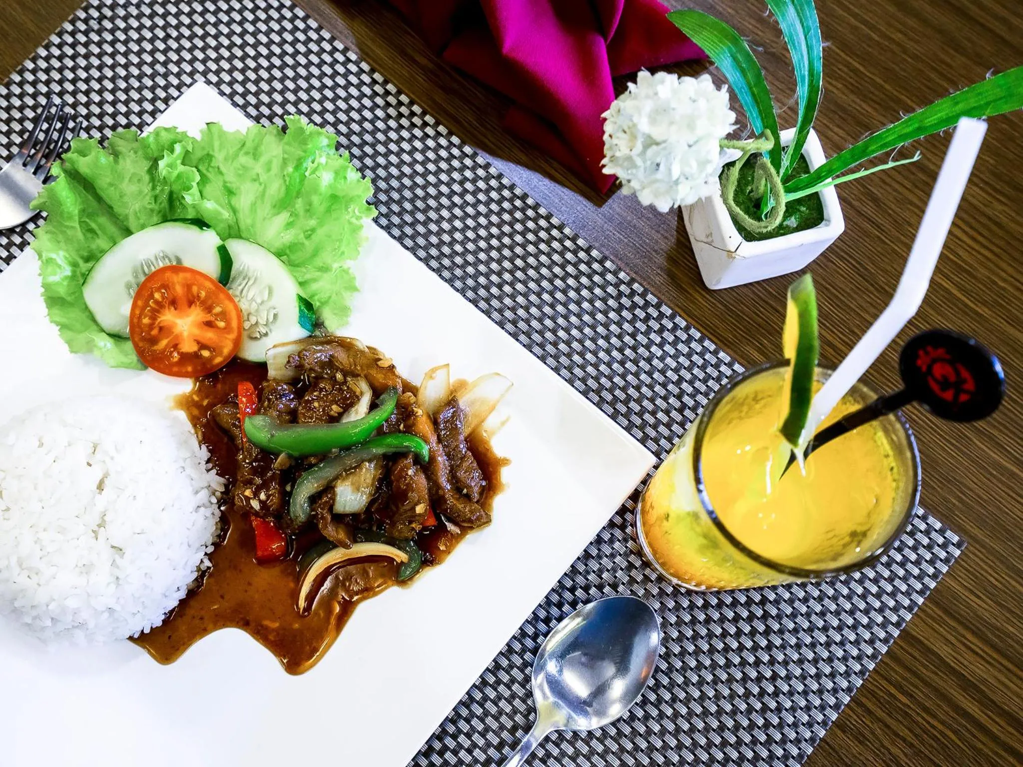 Food and drinks in Hotel Grand Kartika