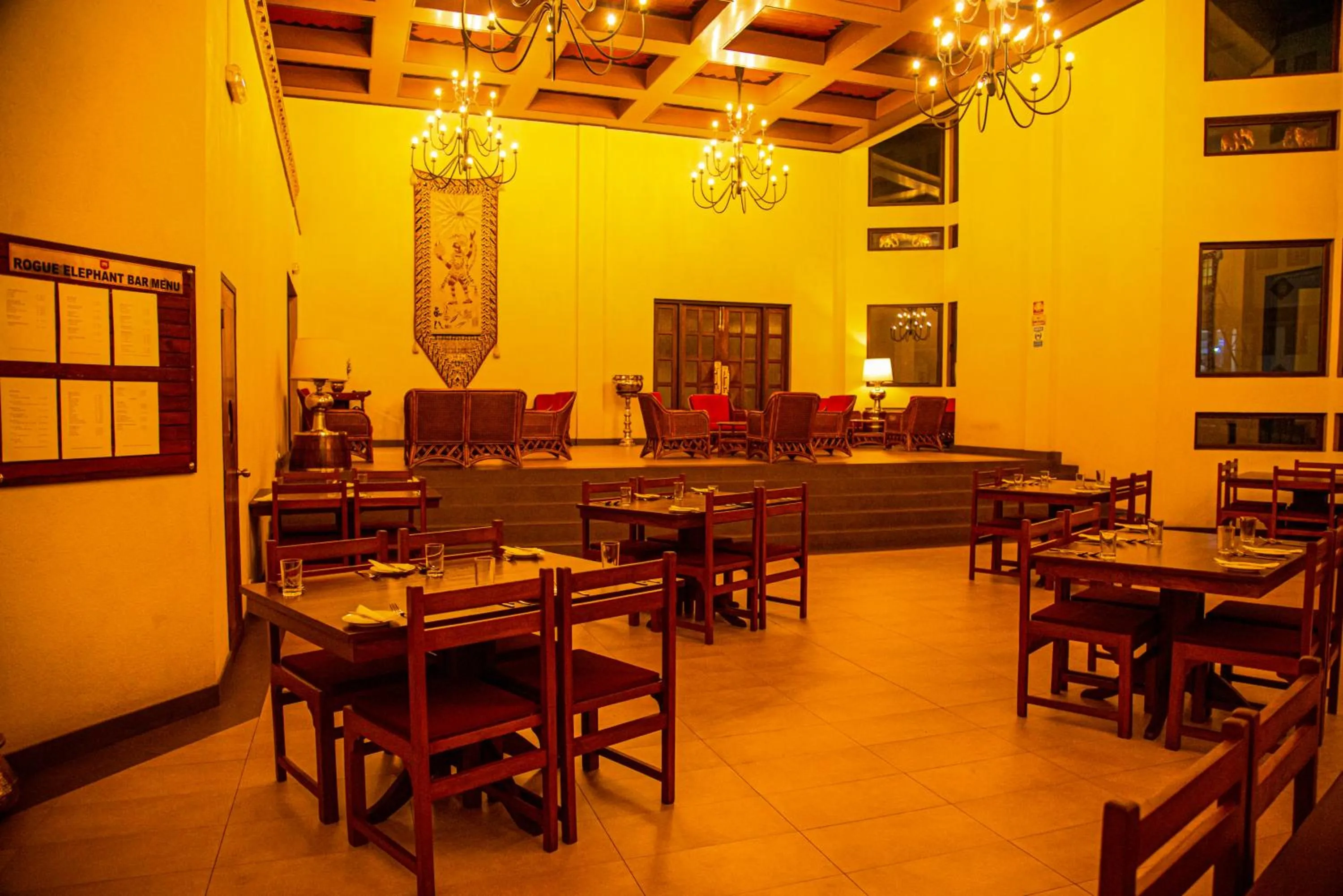 Restaurant/places to eat in Windsor Hotel