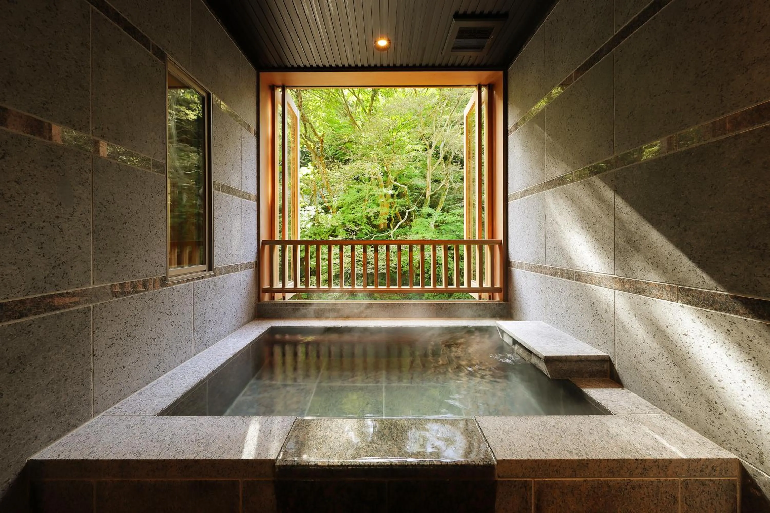 Hot Spring Bath in Moritaya