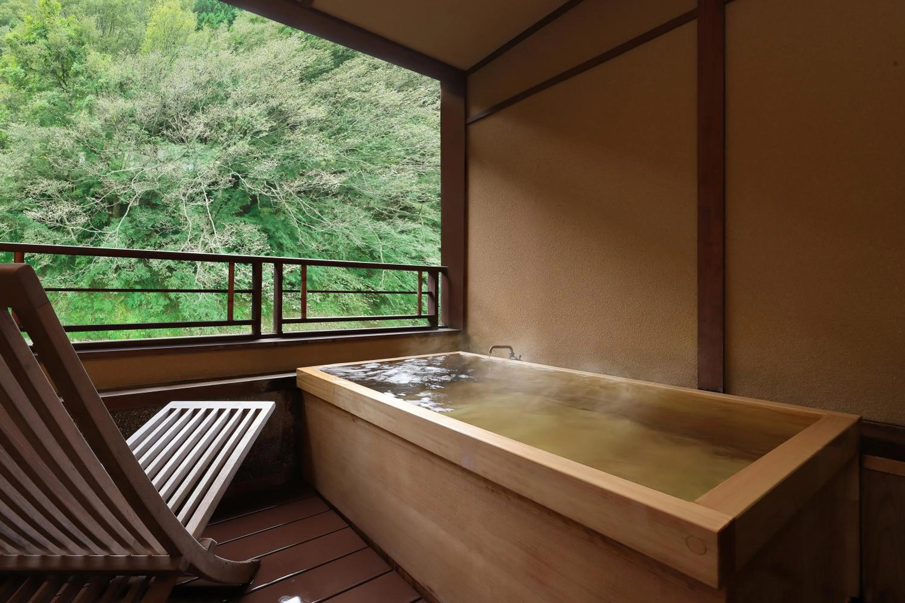 Hot Spring Bath in Moritaya