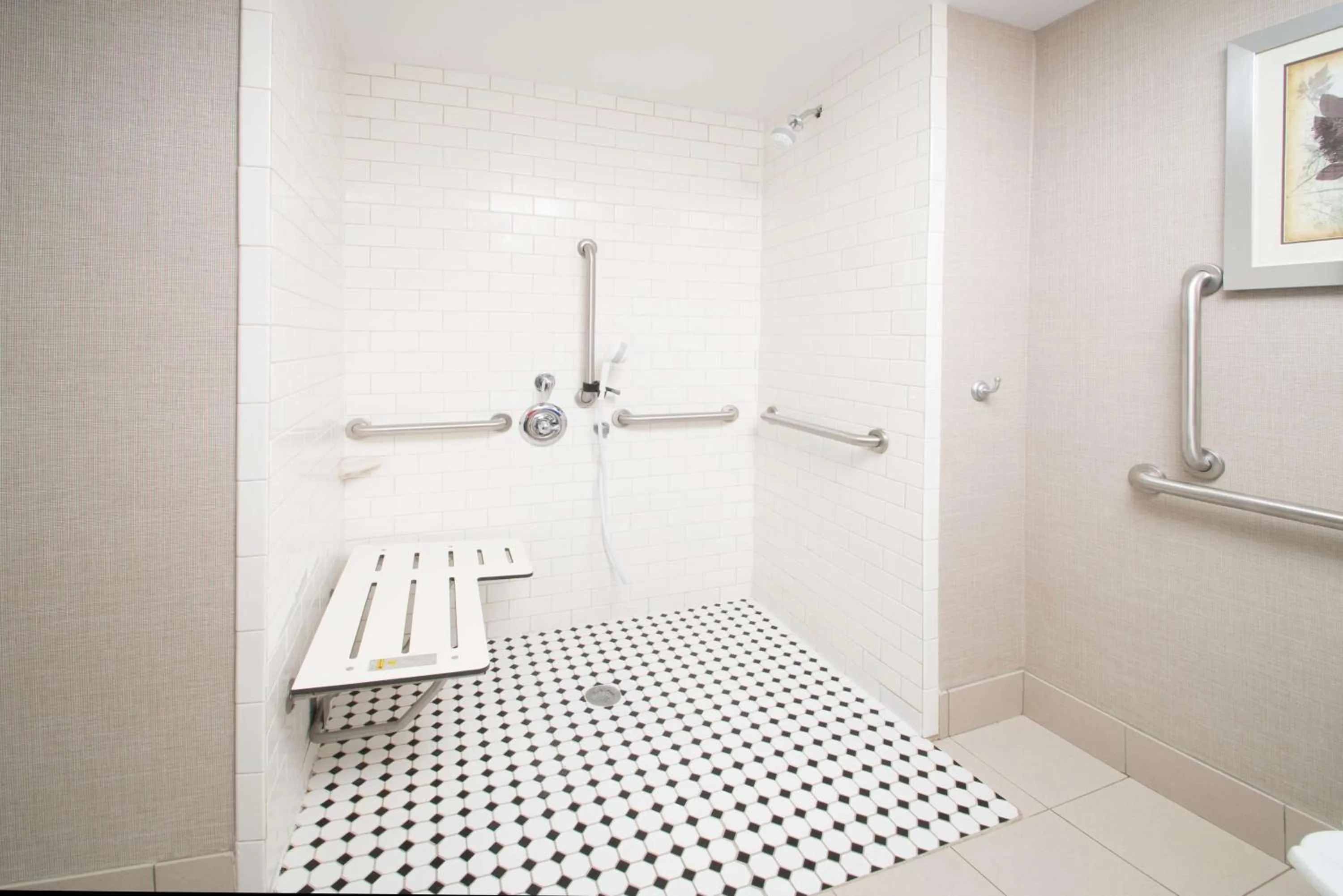 Bathroom in Hampton Inn Hernando, MS